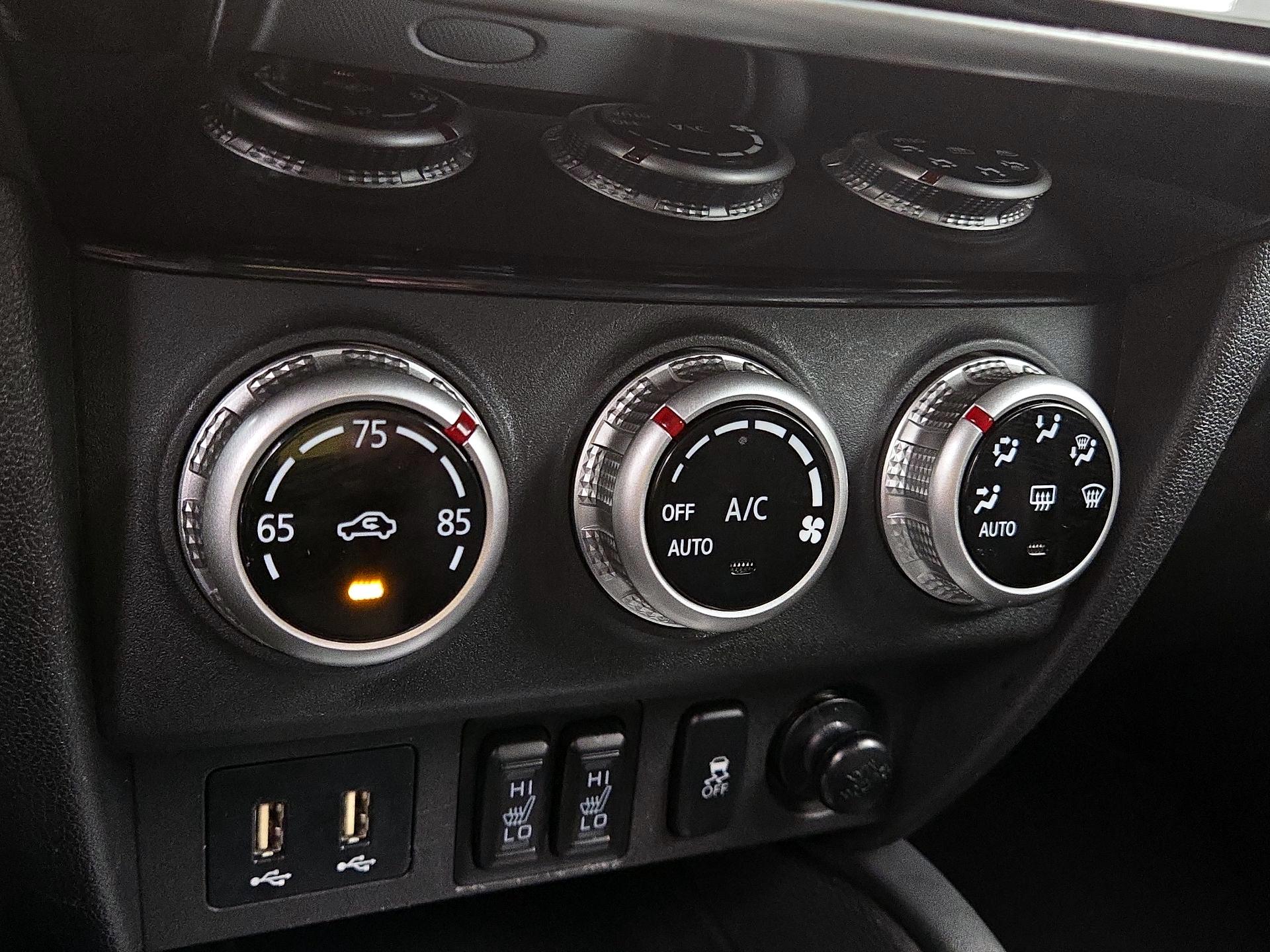 Thumbnail: 2022 Mitsubishi Outlander Sport - 16