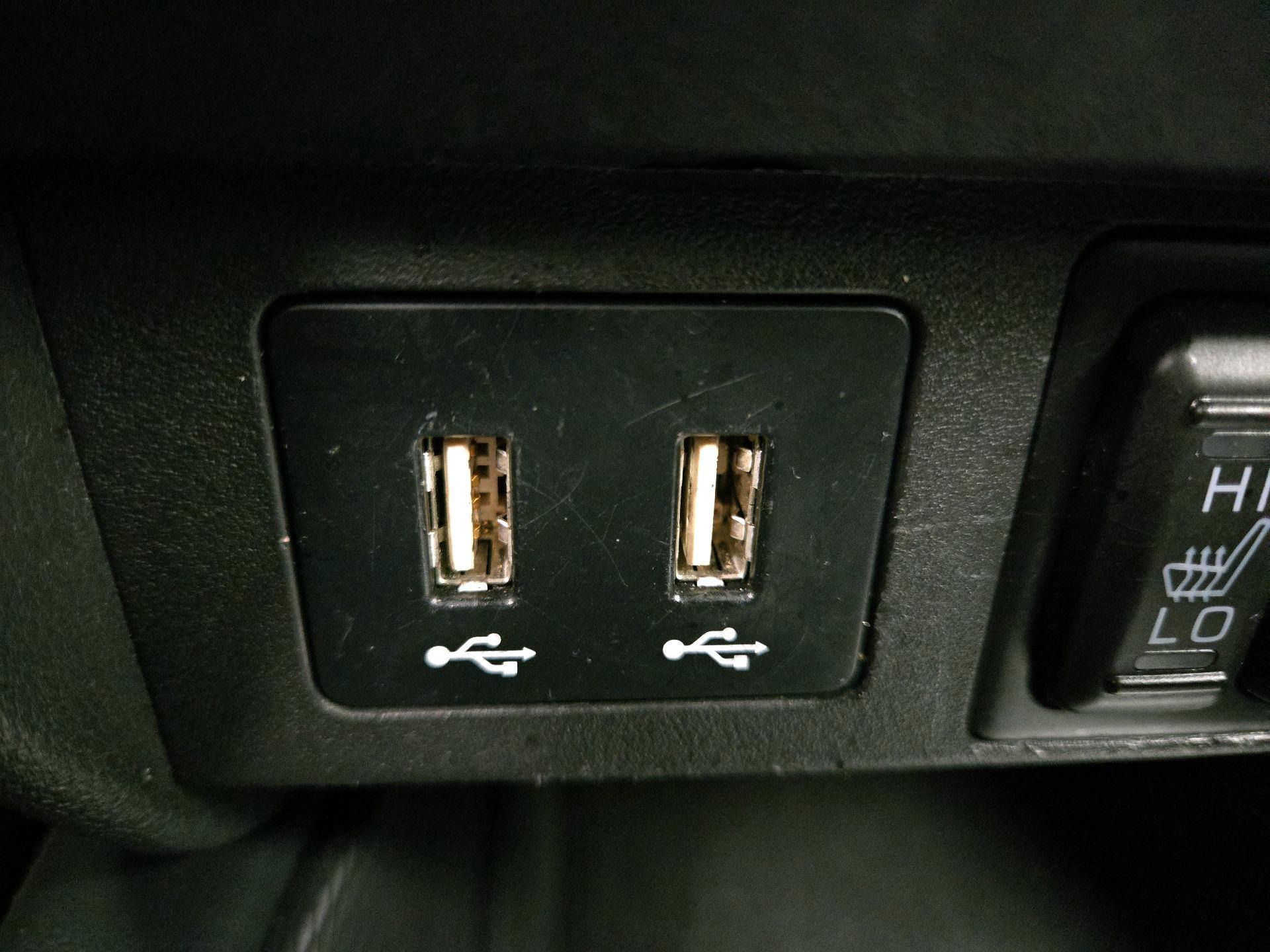 Thumbnail: 2022 Mitsubishi Outlander Sport - 18