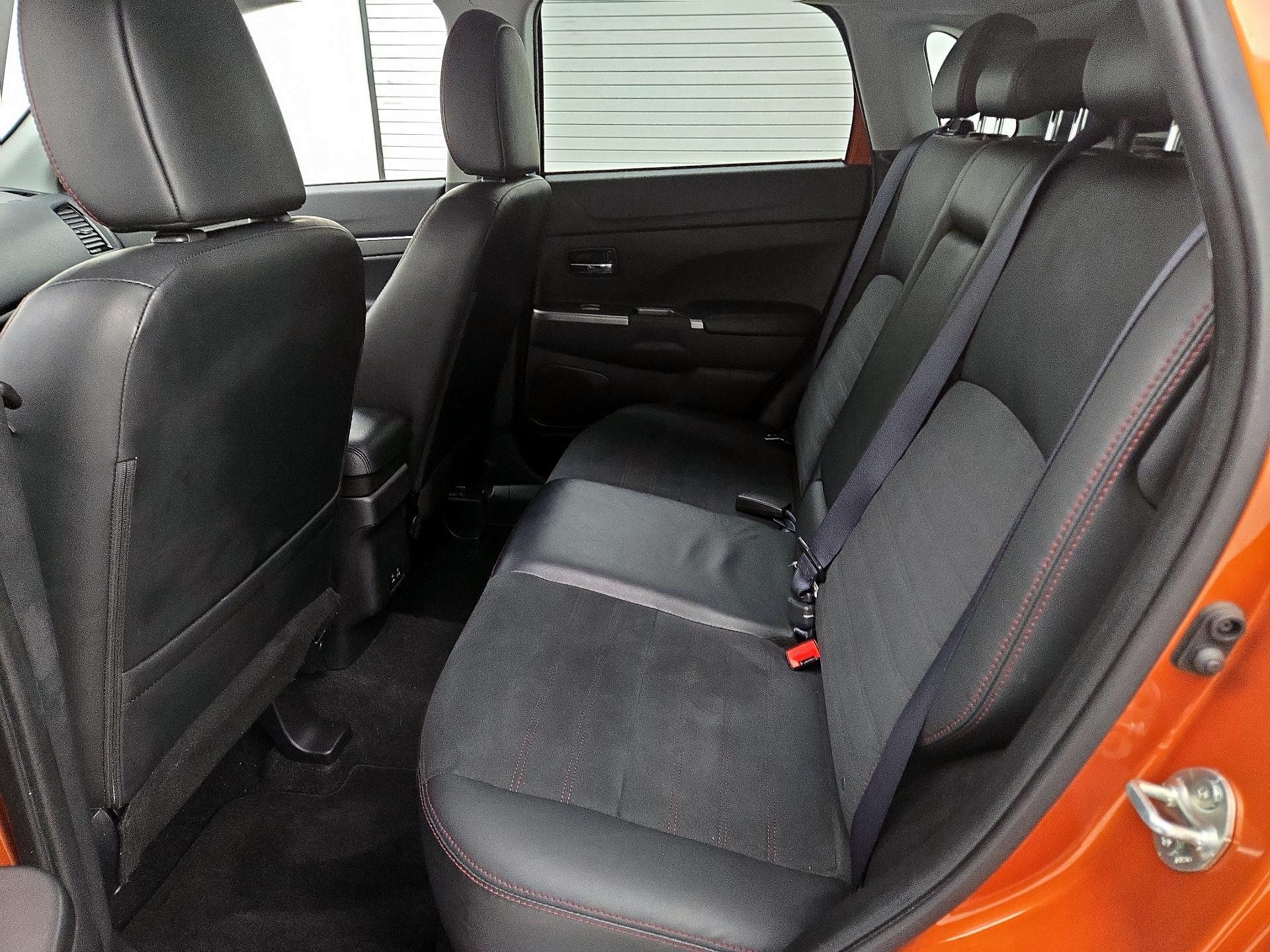 Thumbnail: 2022 Mitsubishi Outlander Sport - 19