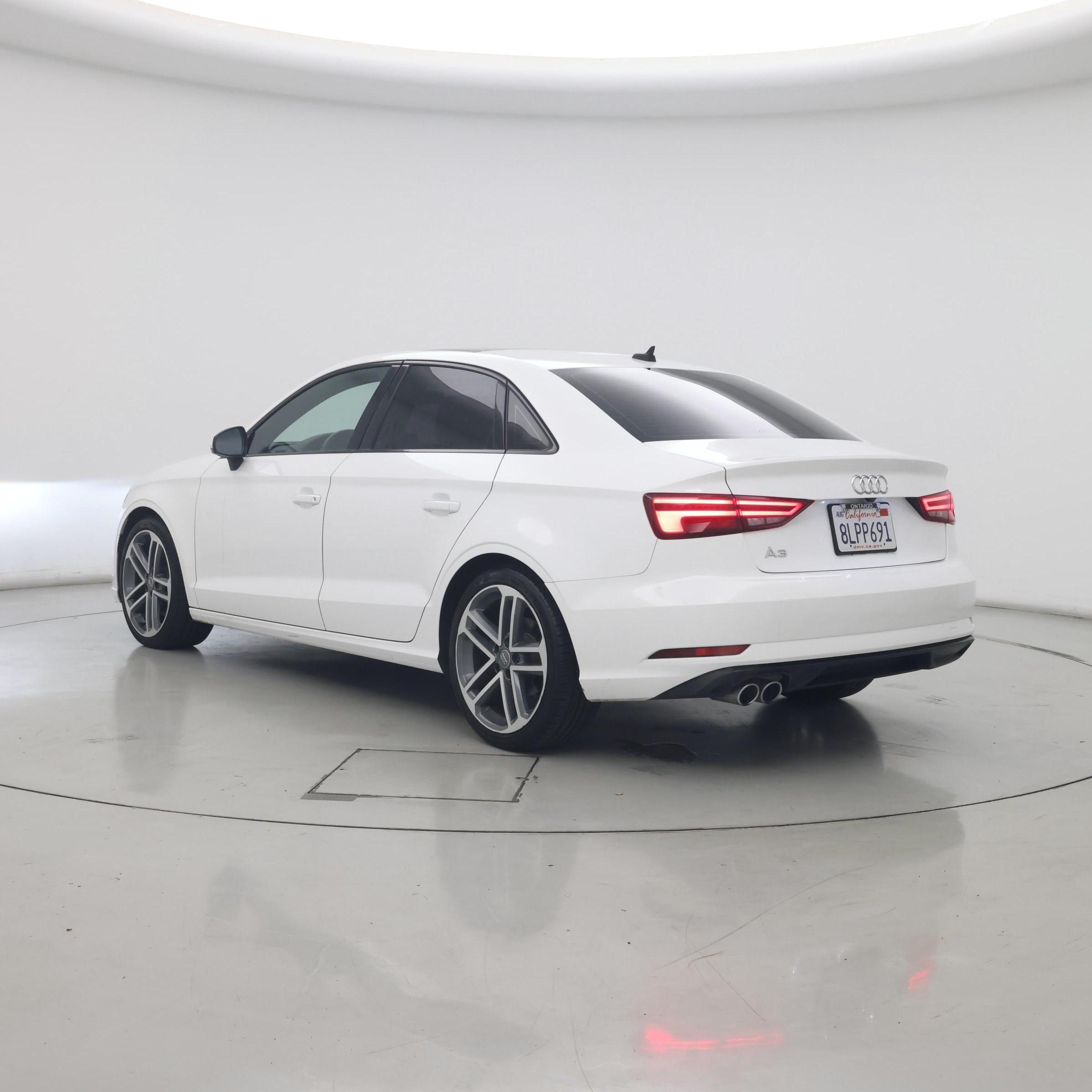 Thumbnail: 2019 Audi A3 - 2