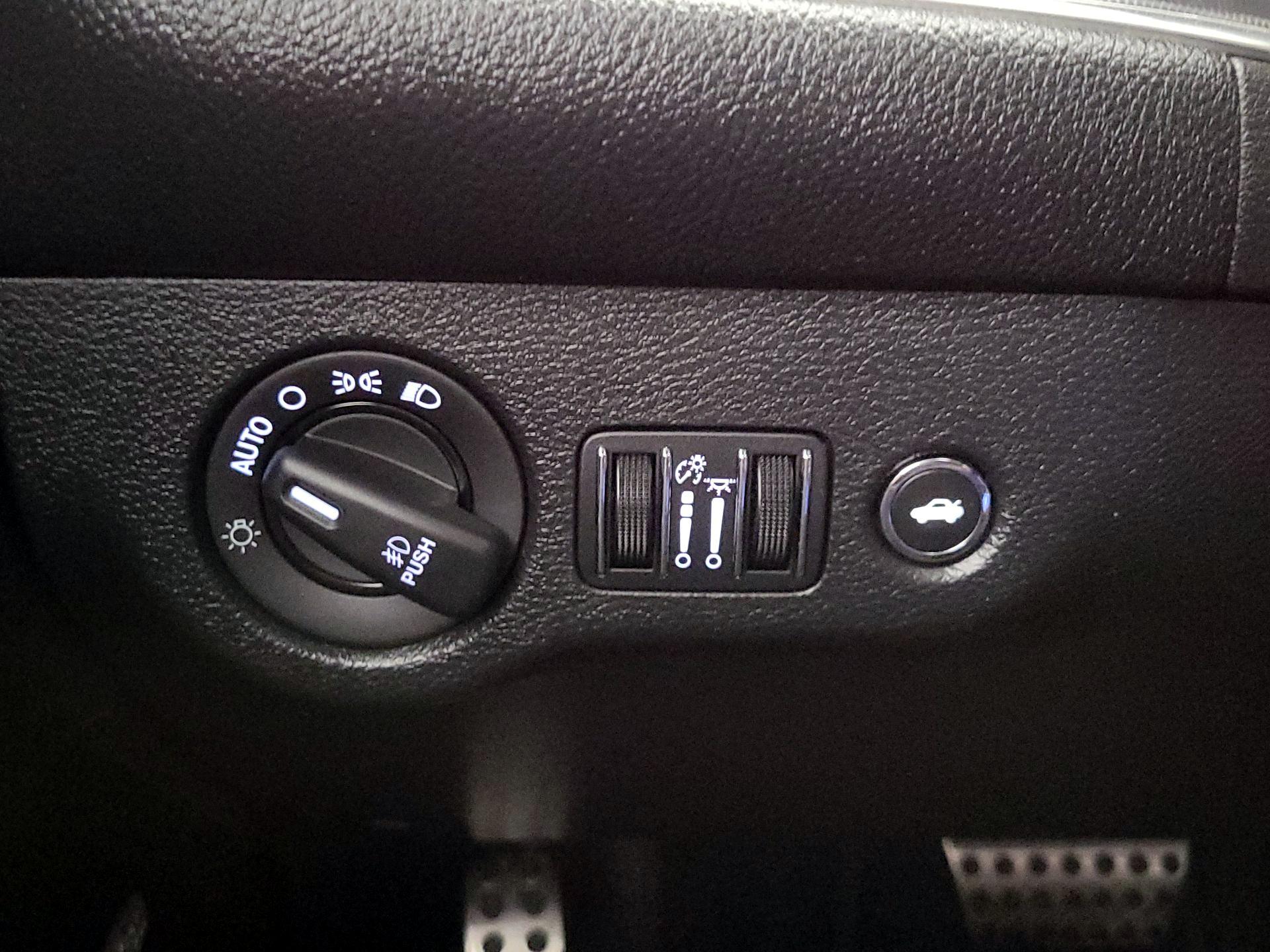 Thumbnail: 2017 Dodge Challenger - 13