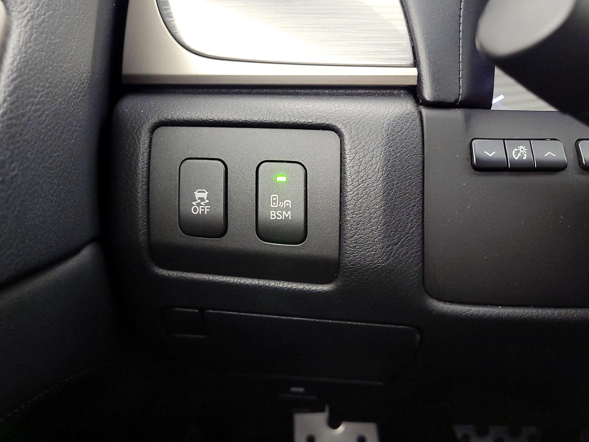 Thumbnail: 2014 Lexus GS - 13