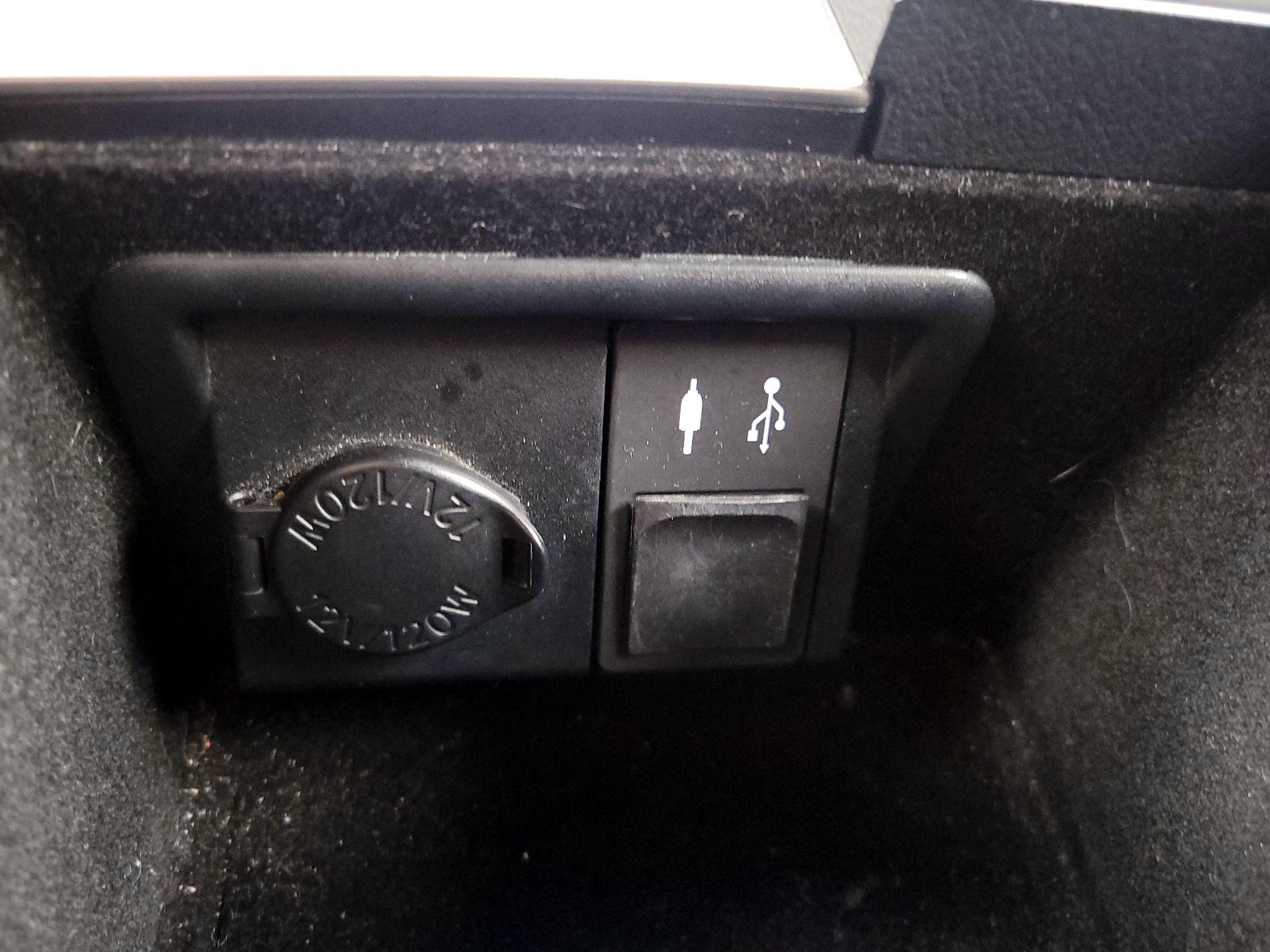 Thumbnail: 2014 Lexus GS - 19