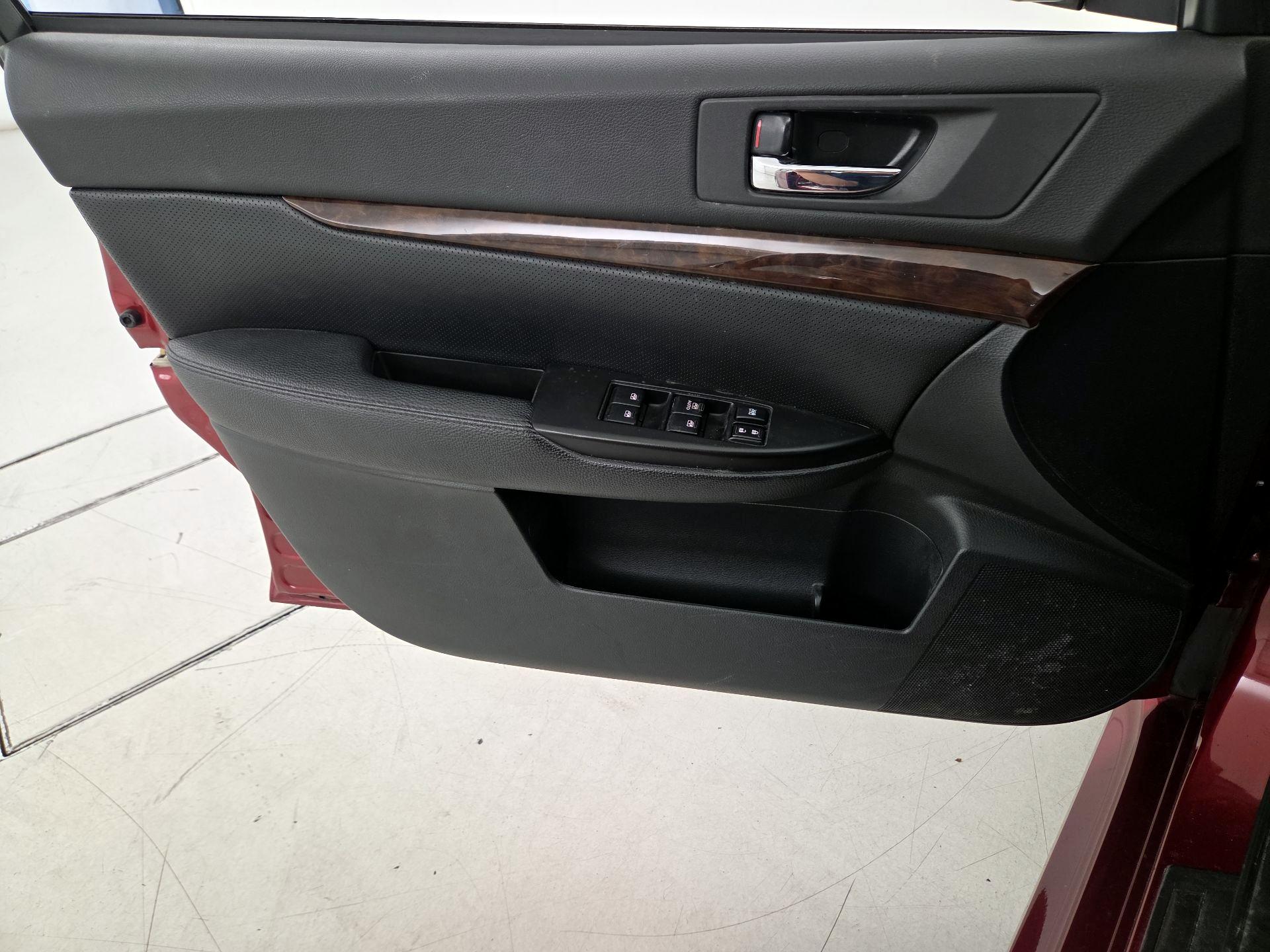 Thumbnail: 2014 Subaru Legacy - 12