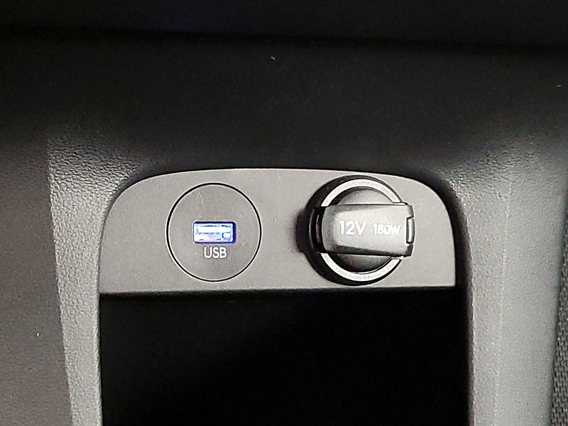 Thumbnail: 2023 Hyundai Ioniq 5 - 19