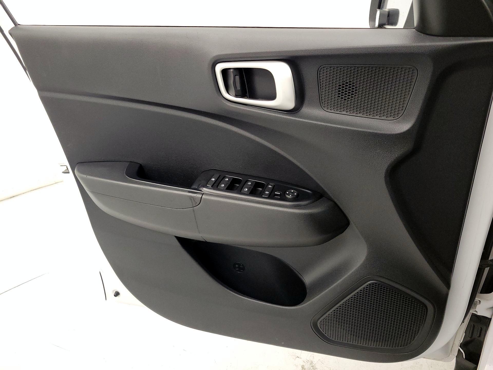 Thumbnail: 2020 Hyundai Venue - 12