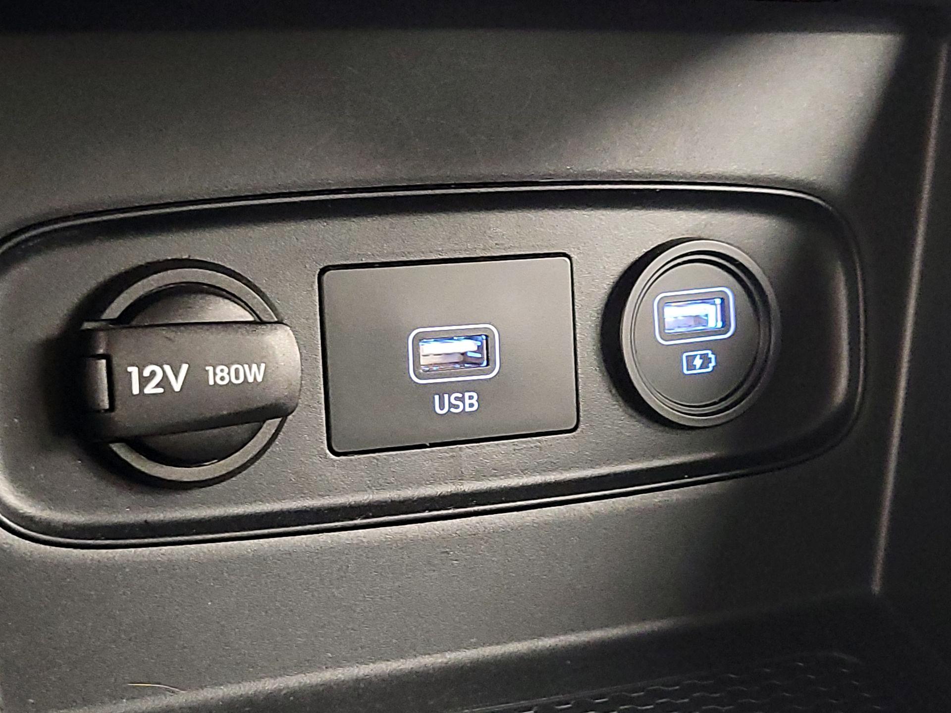 Thumbnail: 2020 Hyundai Venue - 18