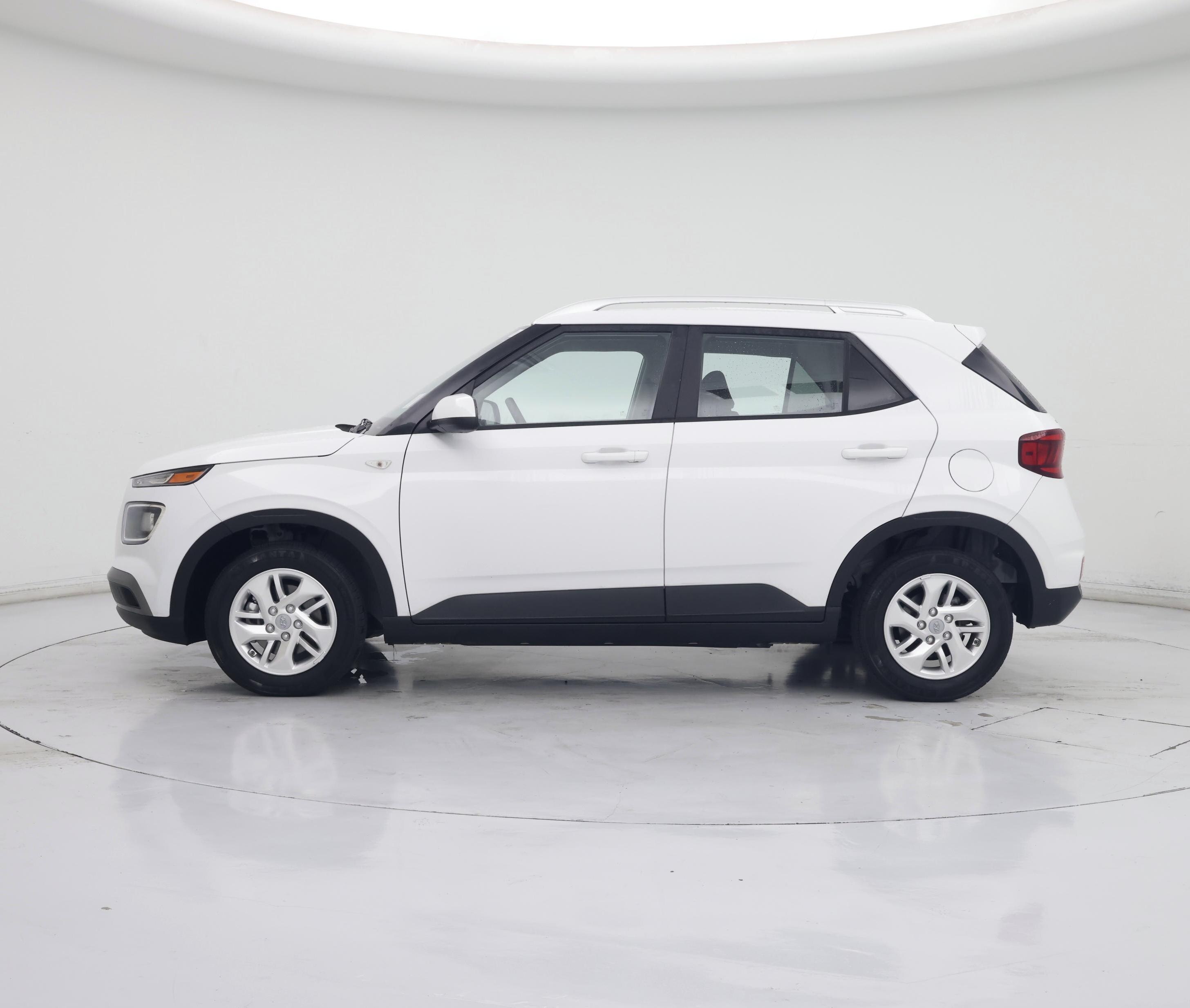 Thumbnail: 2020 Hyundai Venue - 3