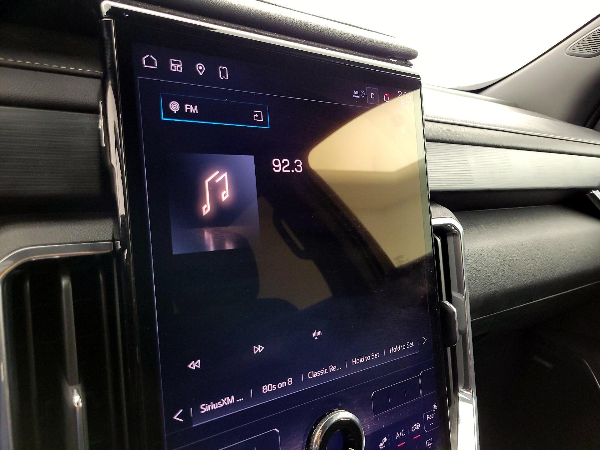 Thumbnail: 2025 GMC Acadia - 16