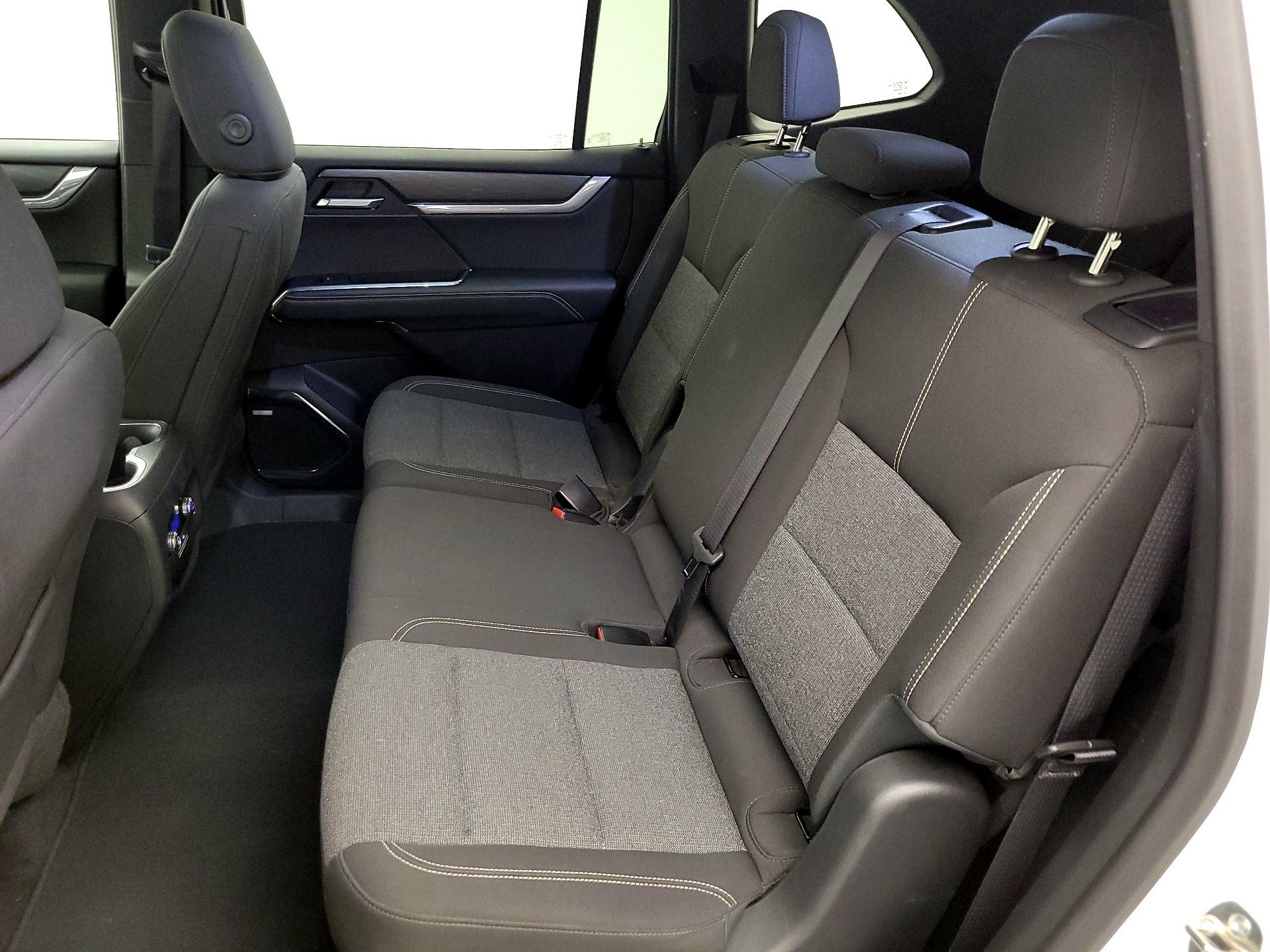 Thumbnail: 2025 GMC Acadia - 20