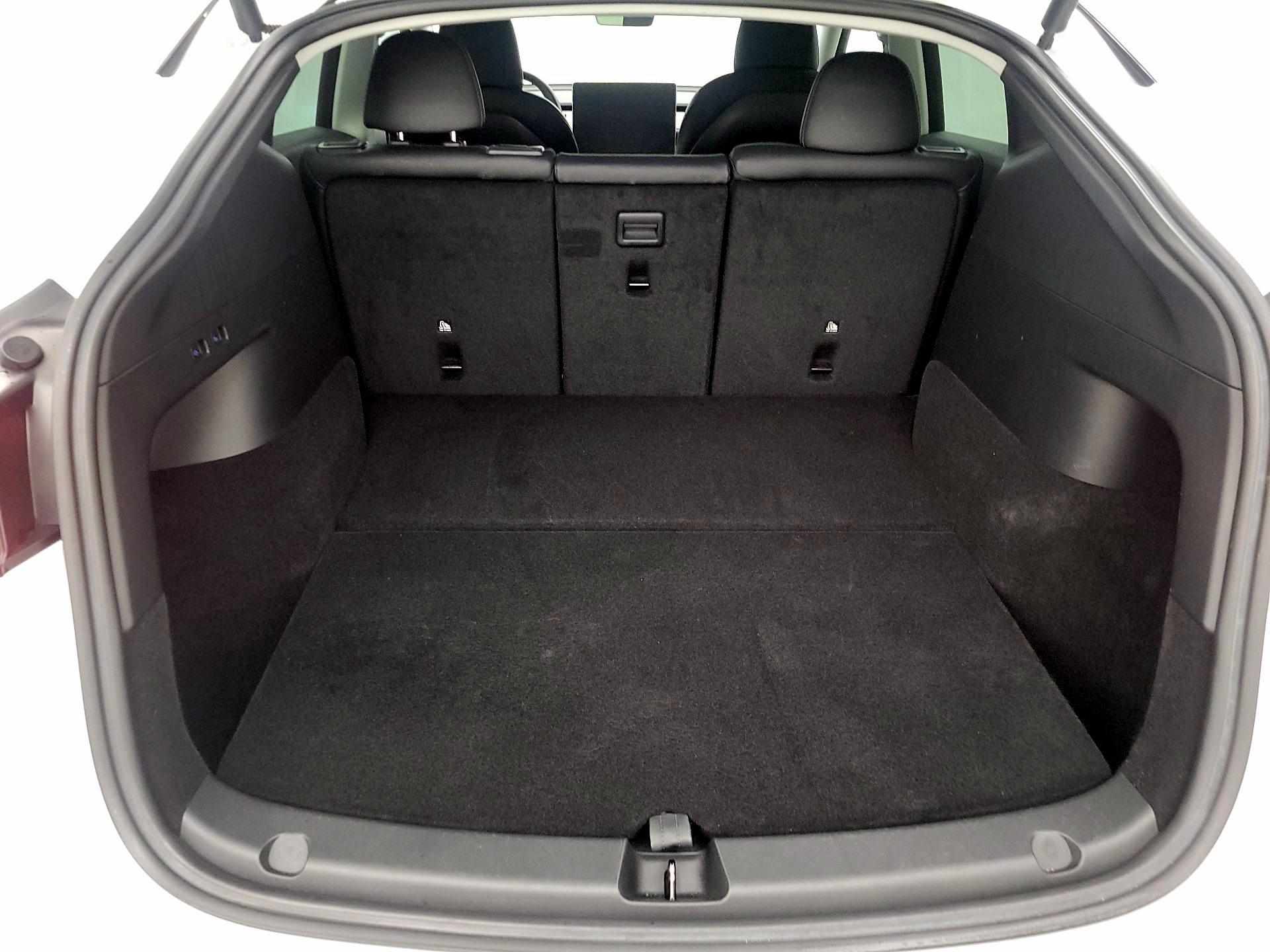 Thumbnail: 2022 Tesla Model Y - 19