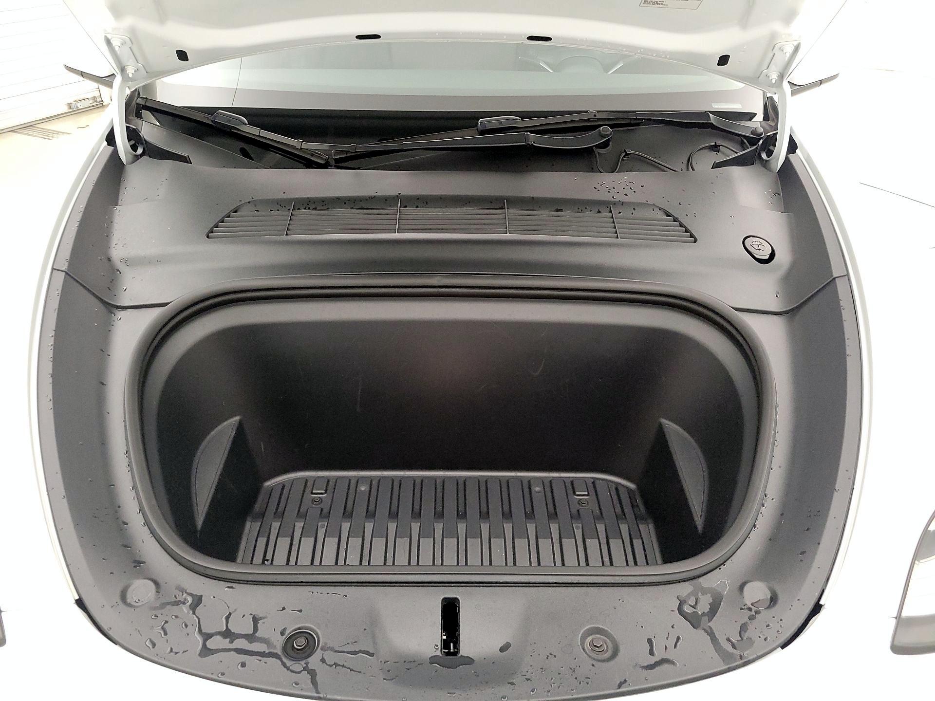 Thumbnail: 2022 Tesla Model Y - 20