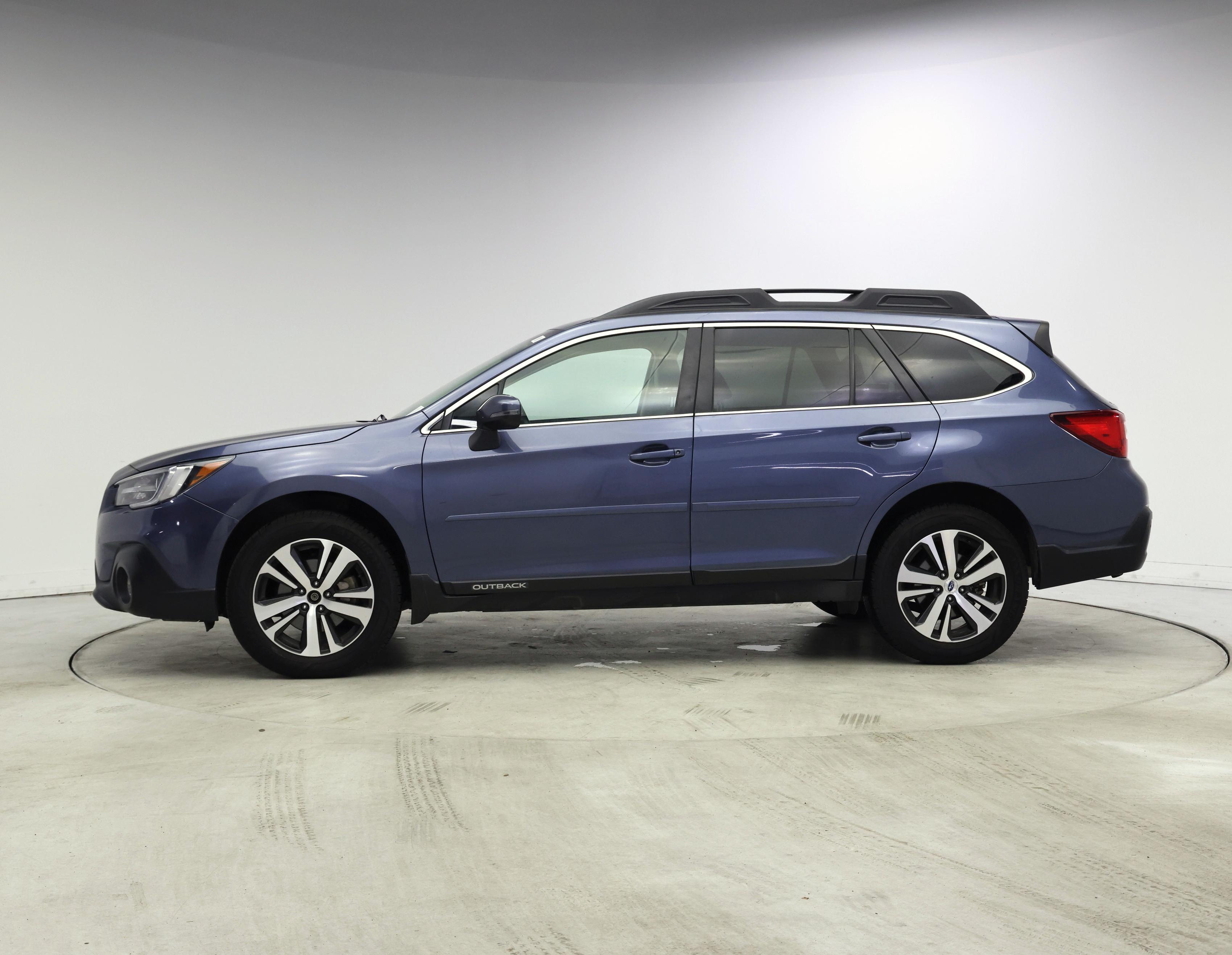 Thumbnail: 2018 Subaru Outback - 3