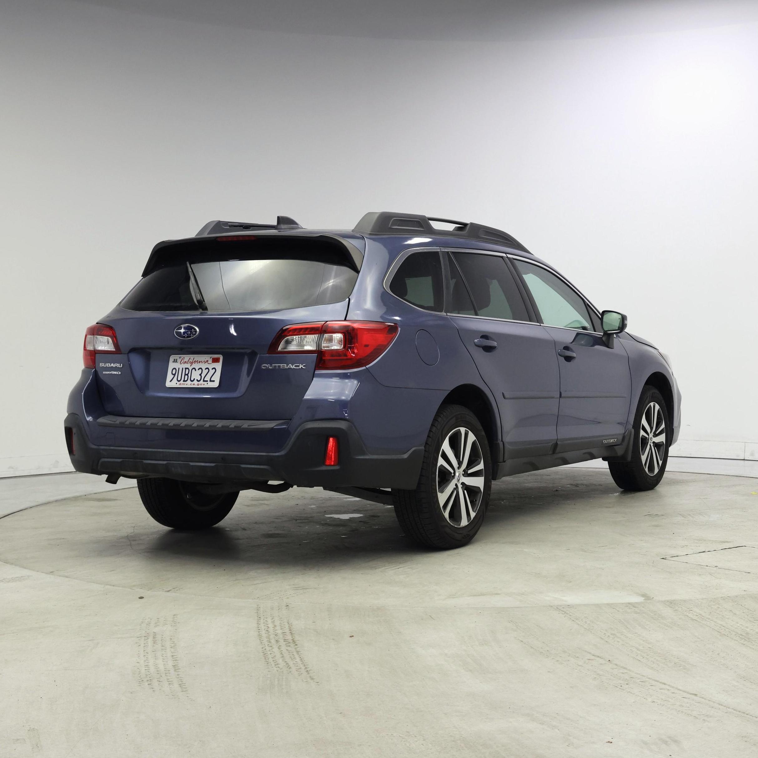 Thumbnail: 2018 Subaru Outback - 8
