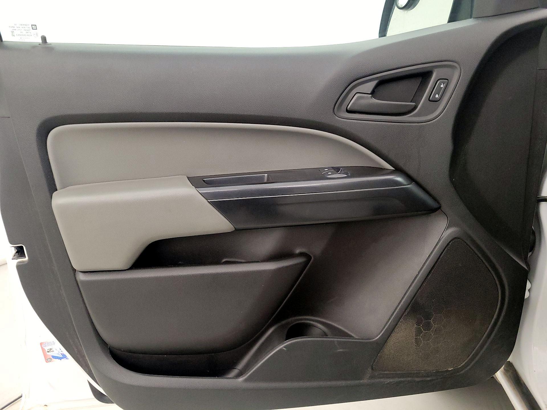 Thumbnail: 2019 Chevrolet Colorado - 12