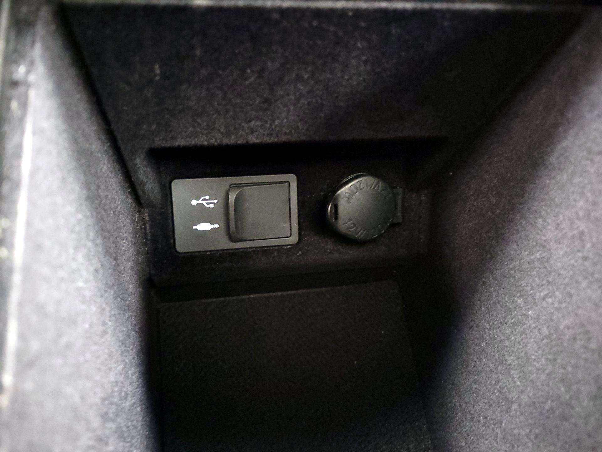 Thumbnail: 2014 Lexus ES - 19