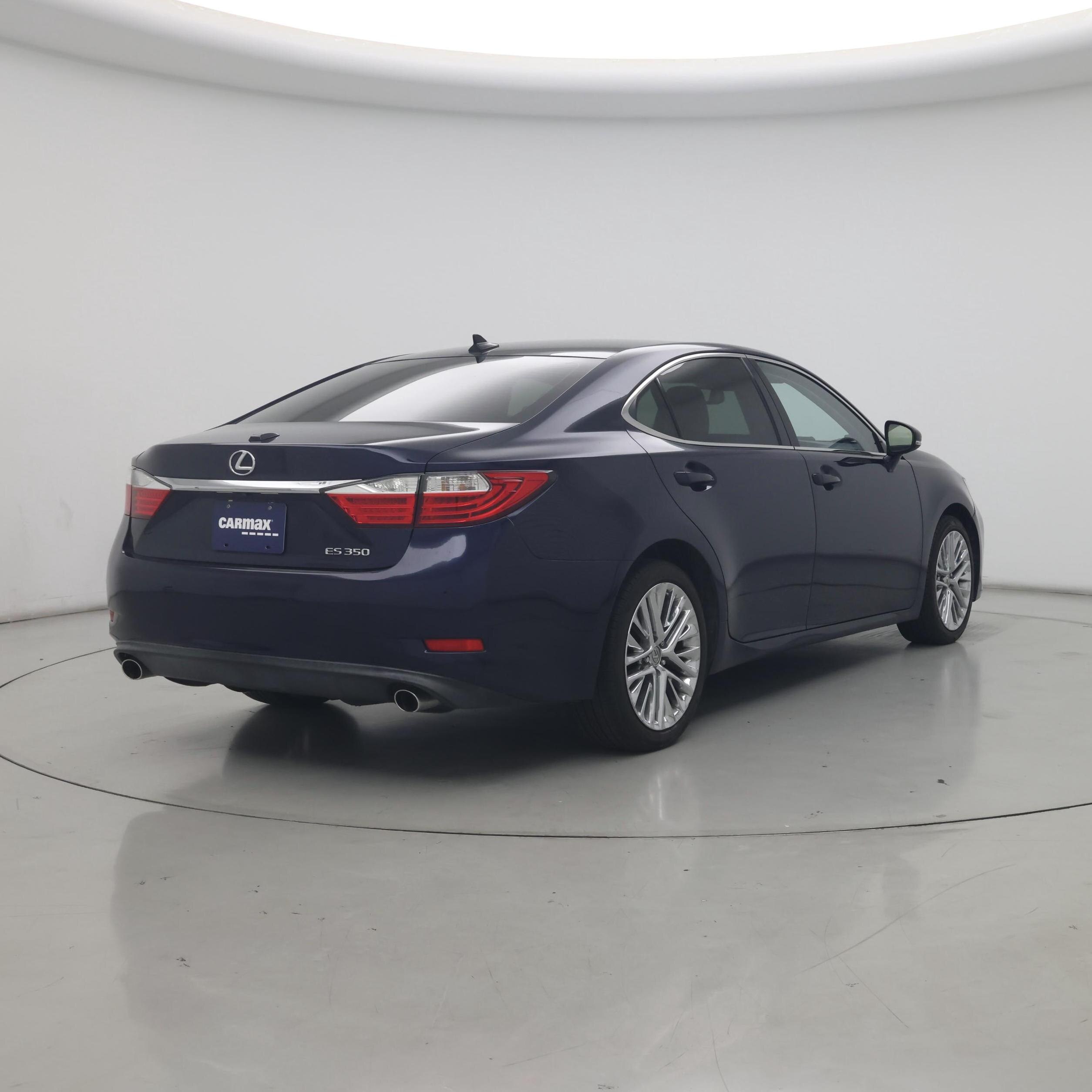 Thumbnail: 2014 Lexus ES - 8