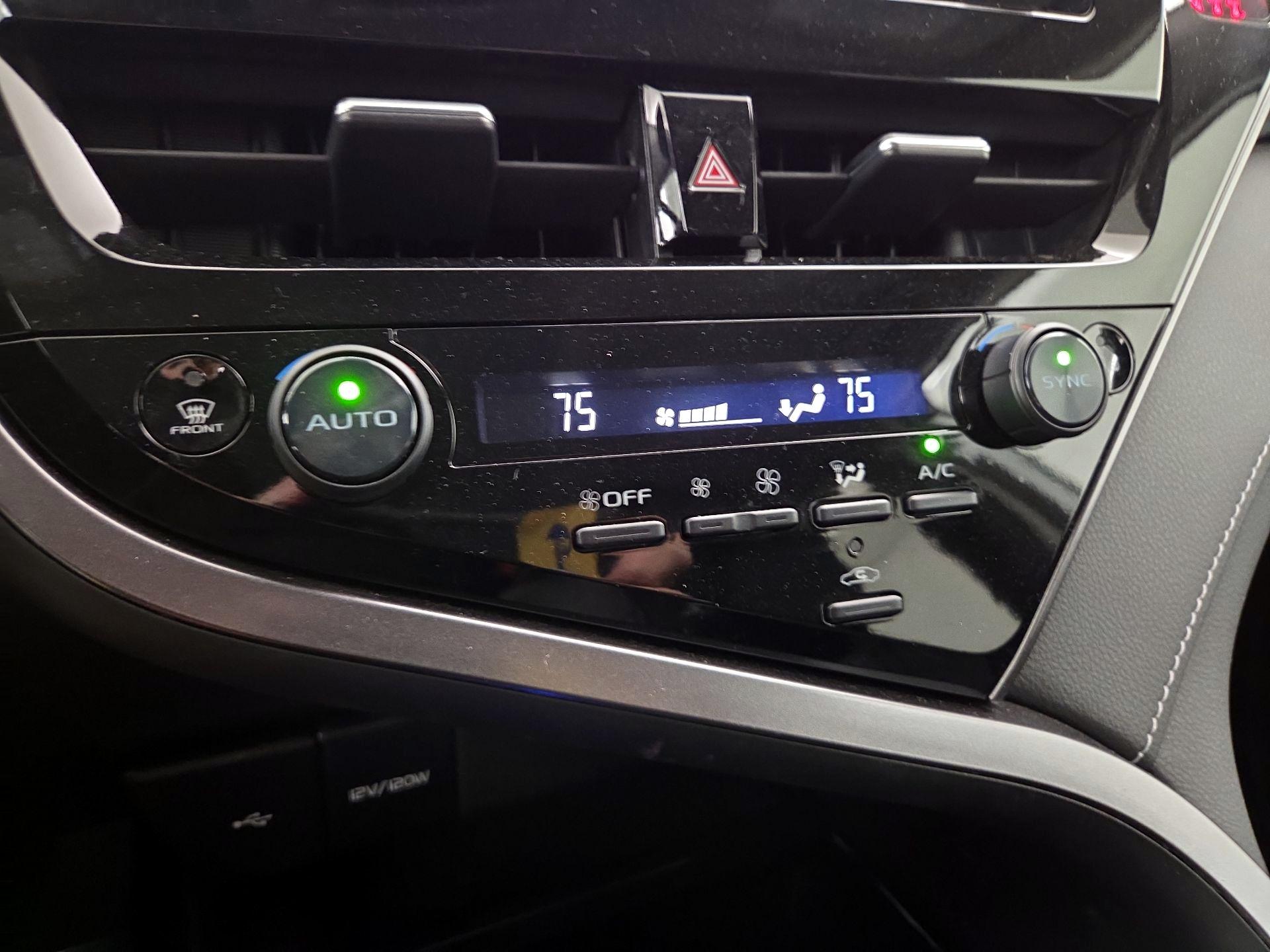 Thumbnail: 2023 Toyota Camry - 16