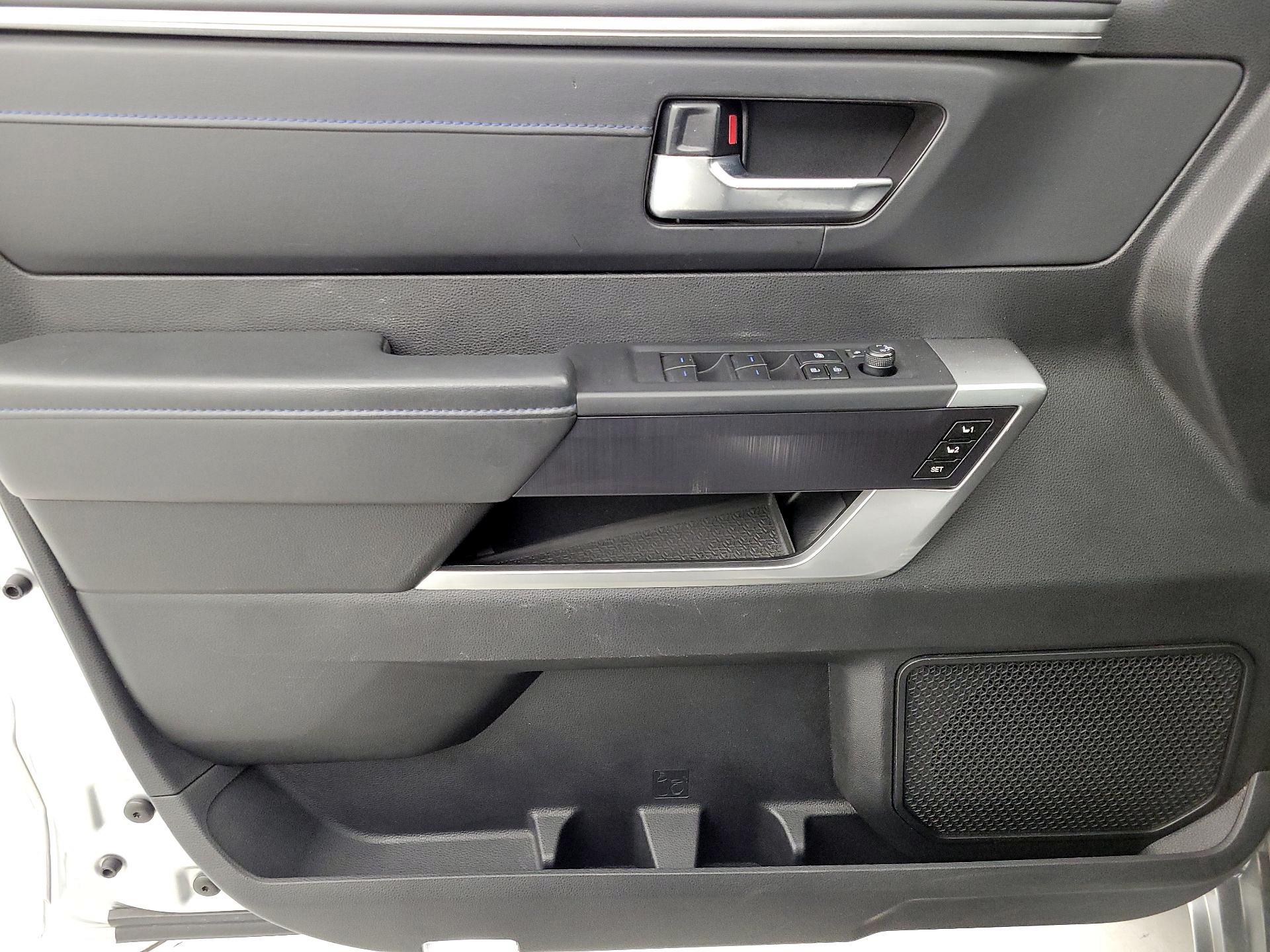 Thumbnail: 2023 Toyota Tundra - 12