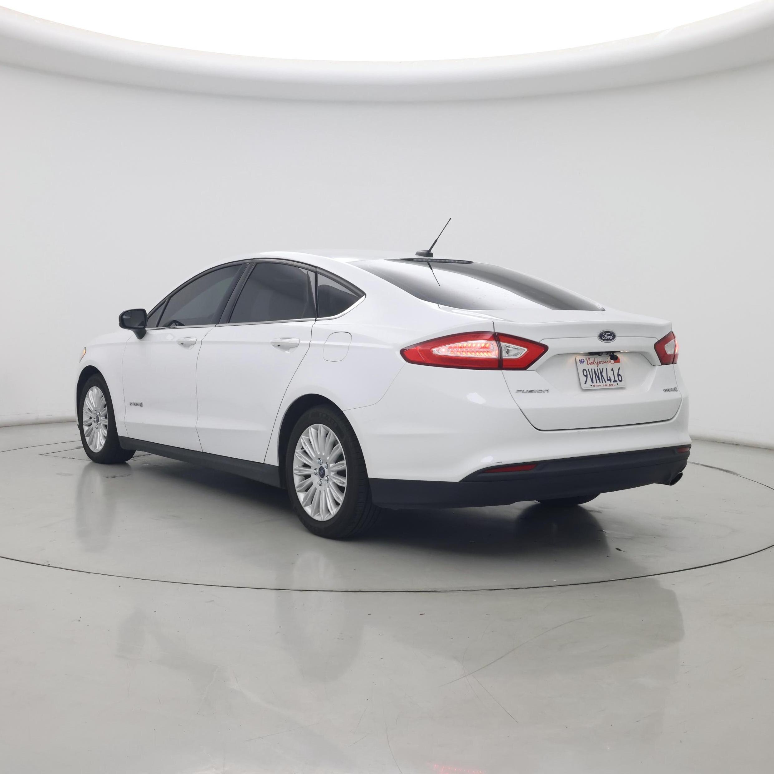 Thumbnail: 2015 Ford Fusion - 2