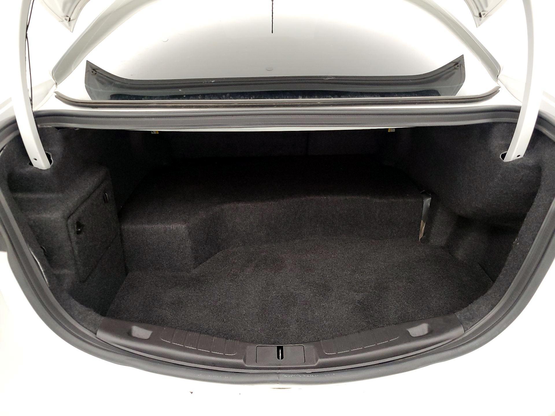 Thumbnail: 2015 Ford Fusion - 20