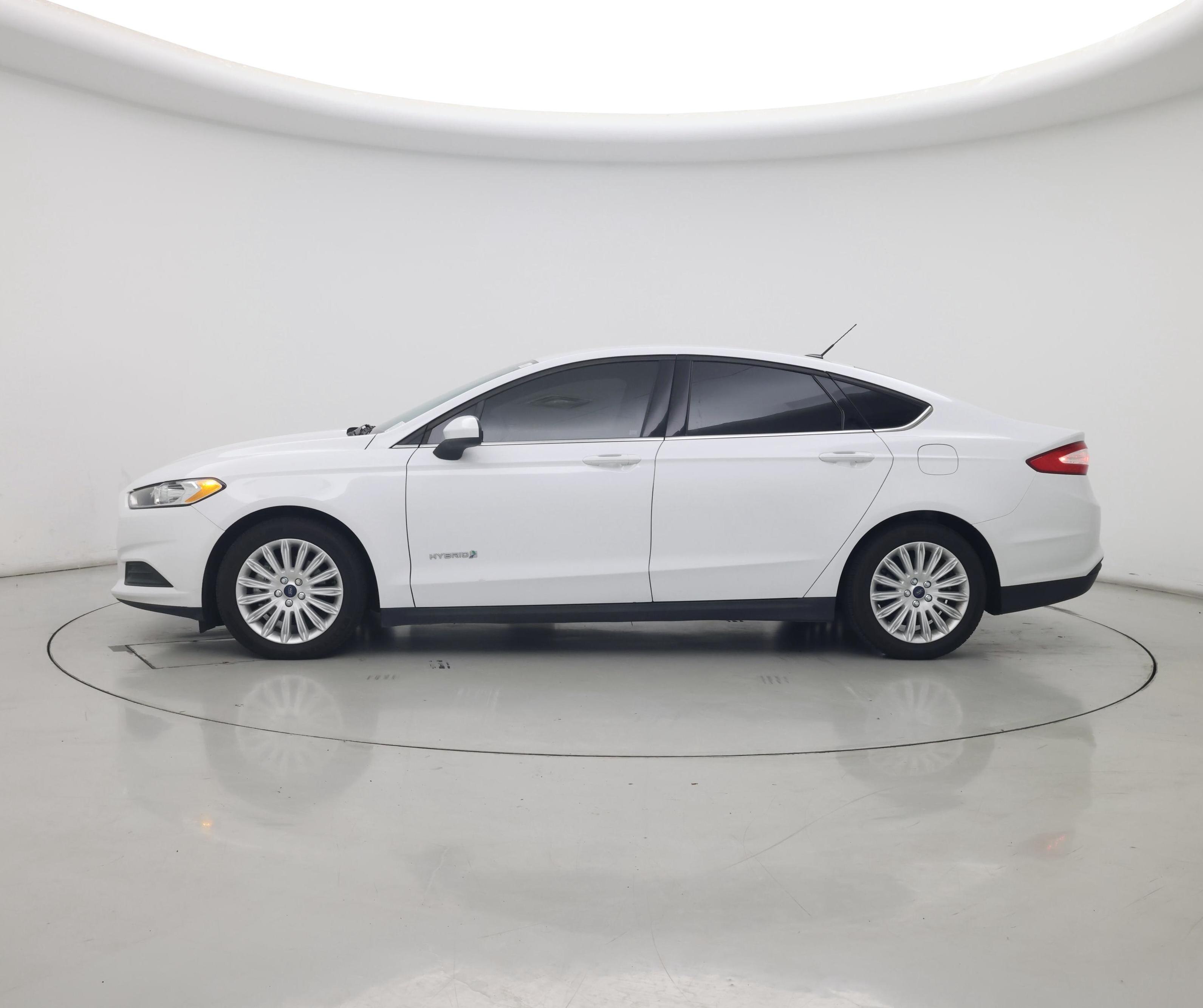 Thumbnail: 2015 Ford Fusion - 3