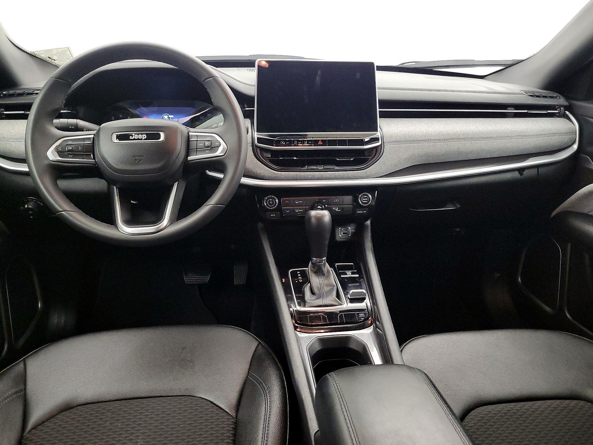 Thumbnail: 2024 Jeep Compass - 9