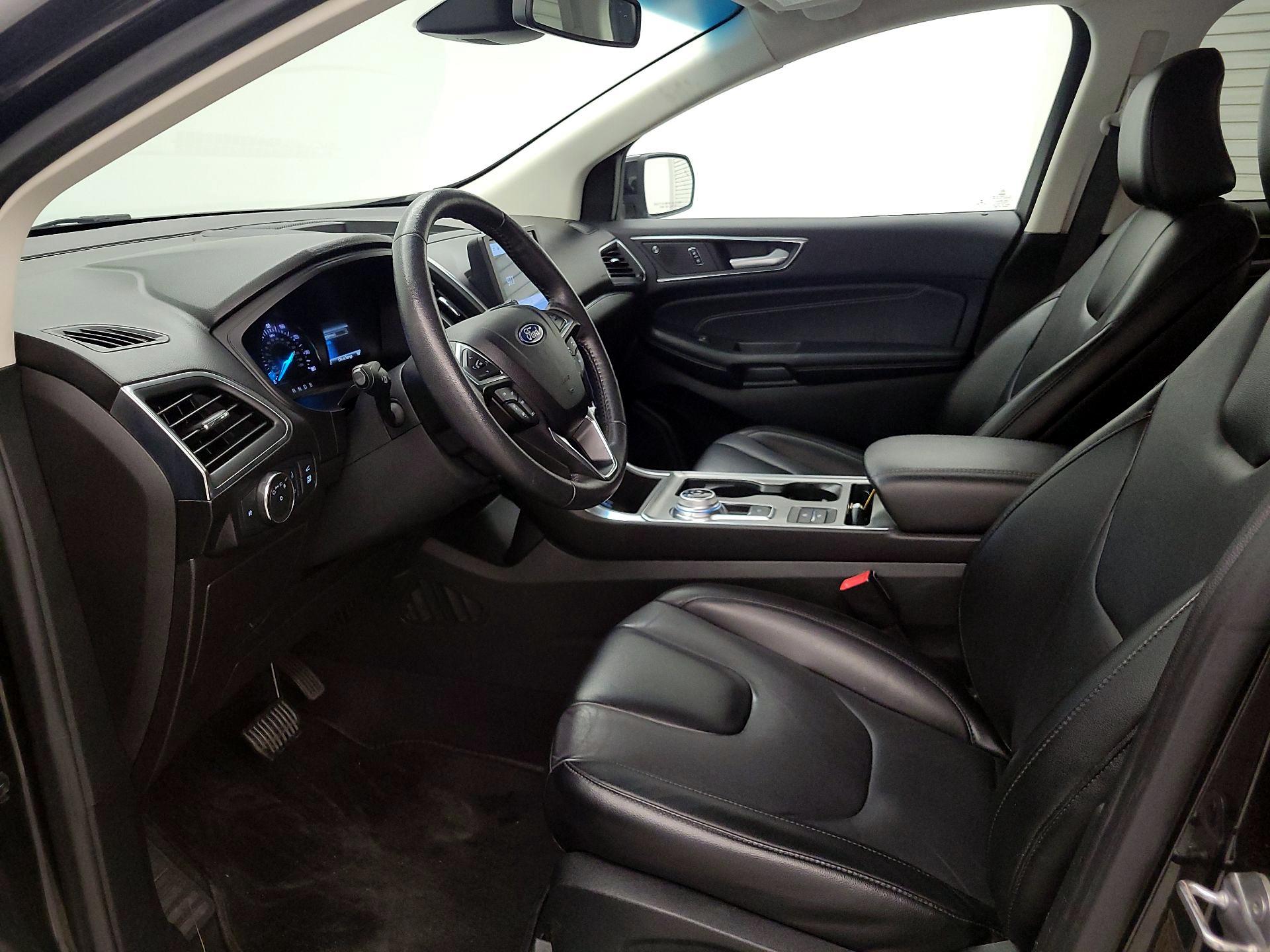 Thumbnail: 2022 Ford Edge - 11