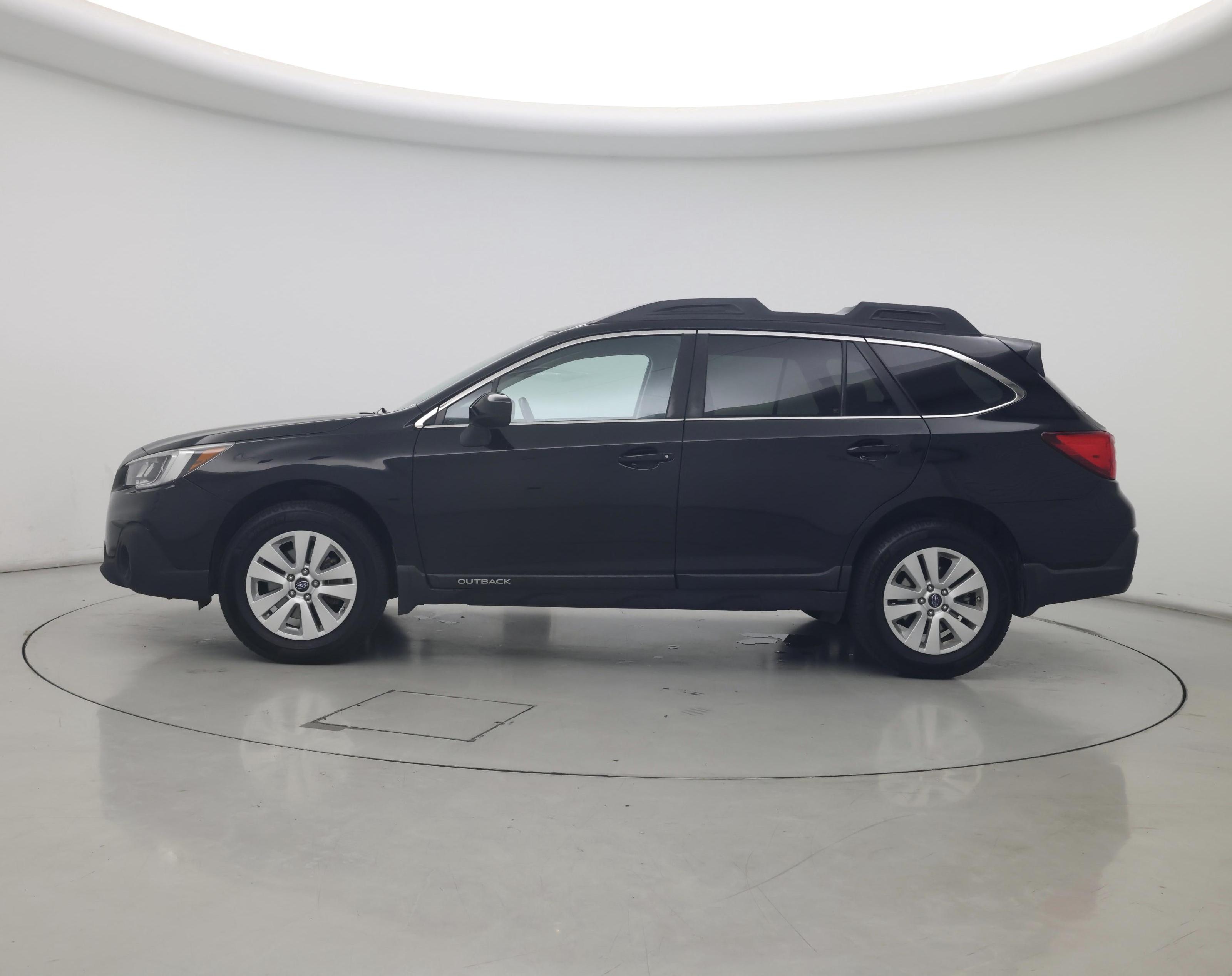 Thumbnail: 2019 Subaru Outback - 3