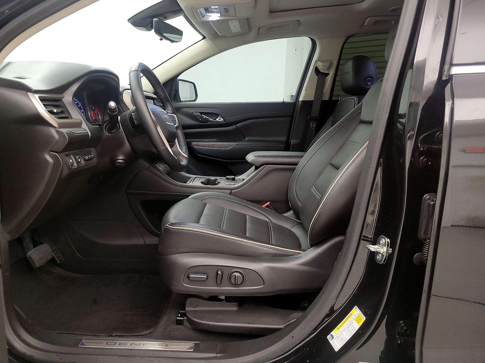 Thumbnail: 2023 GMC Acadia - 11