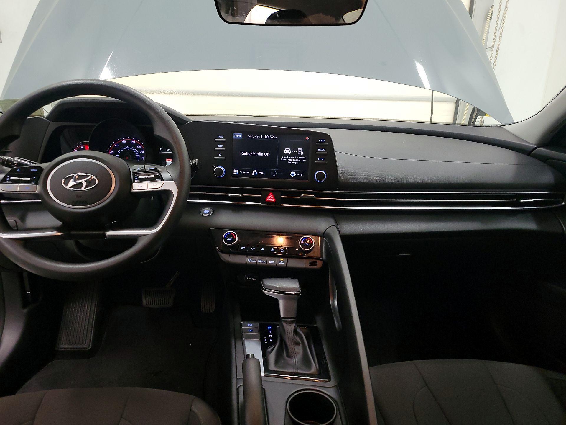 Thumbnail: 2023 Hyundai Elantra - 9