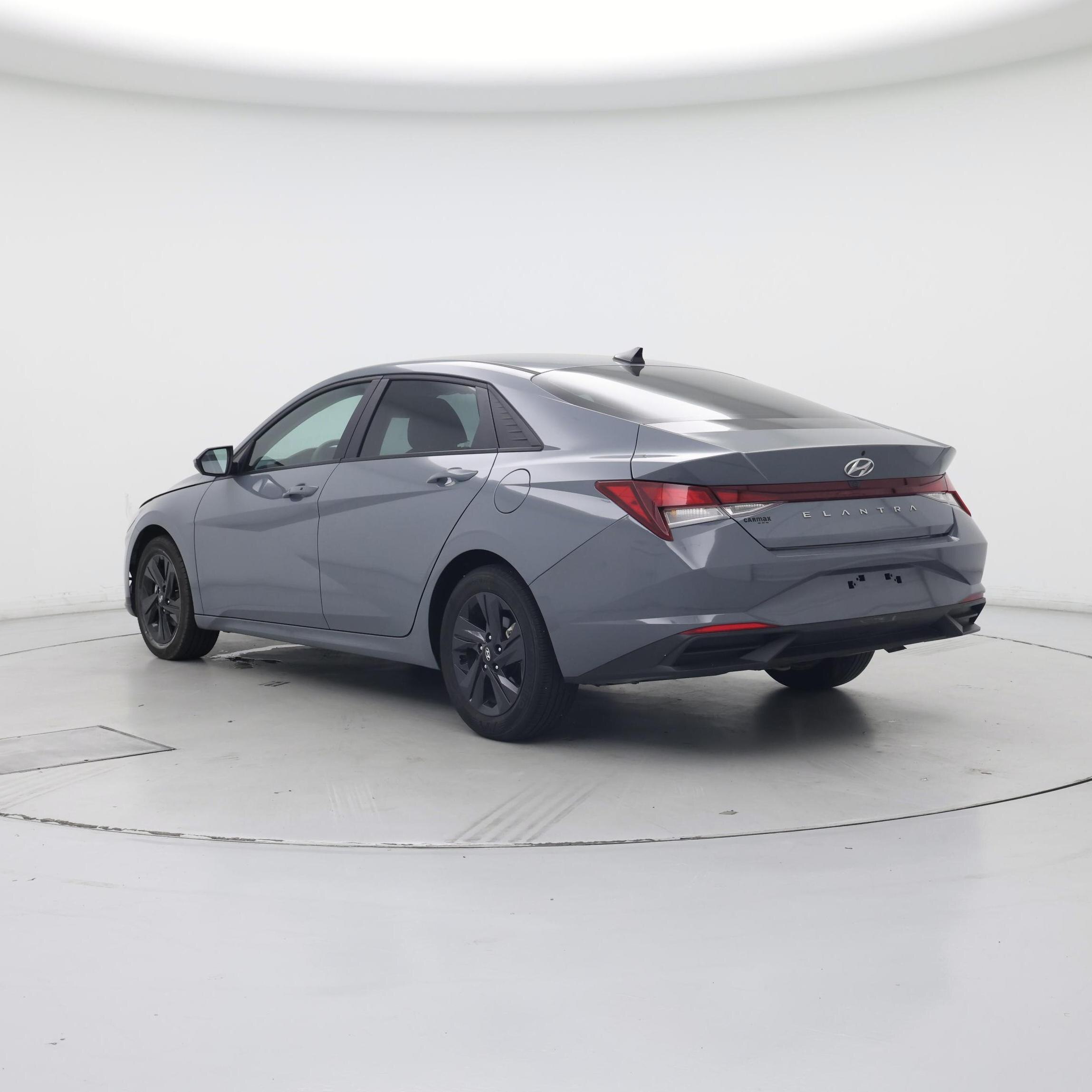 Thumbnail: 2023 Hyundai Elantra - 2