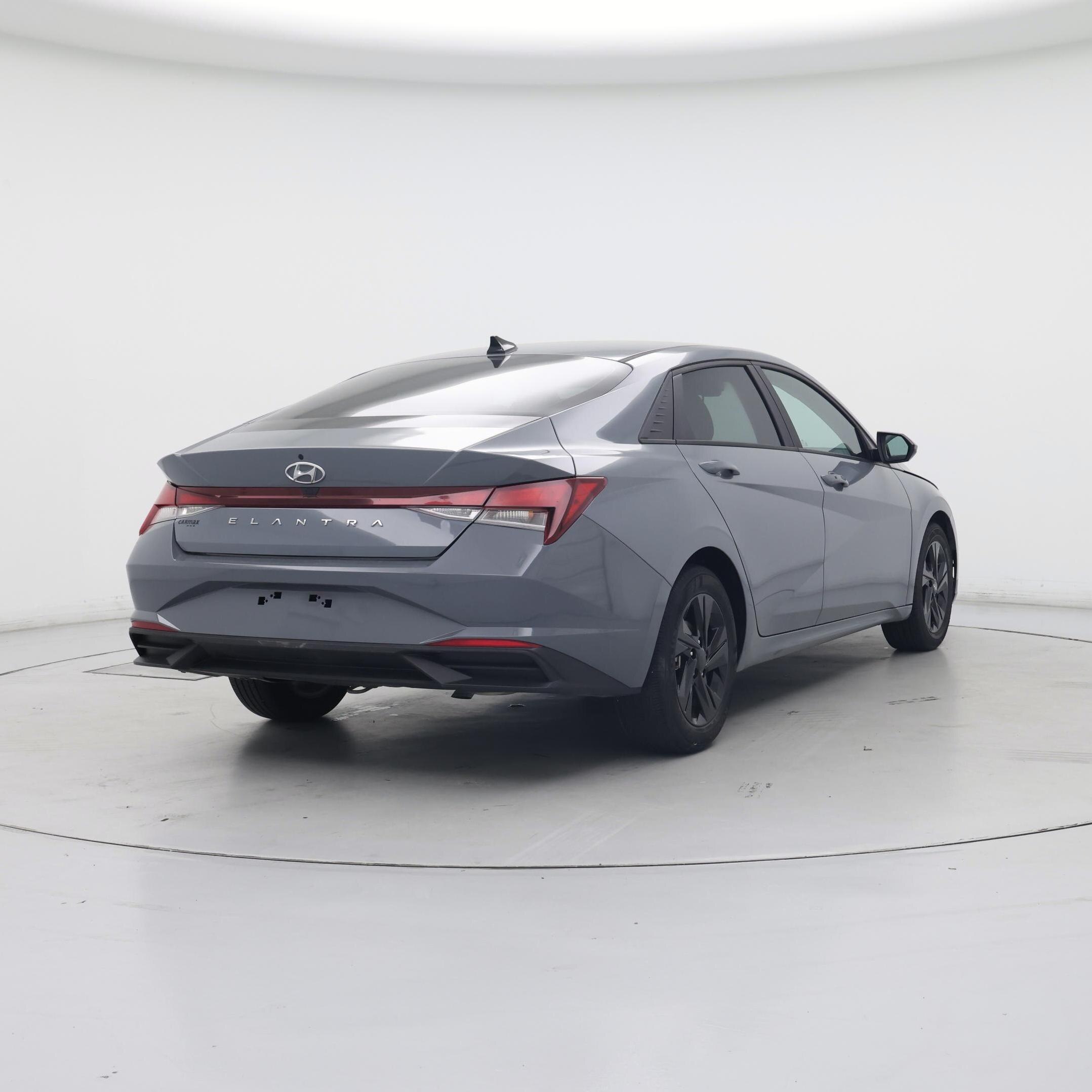 Thumbnail: 2023 Hyundai Elantra - 8
