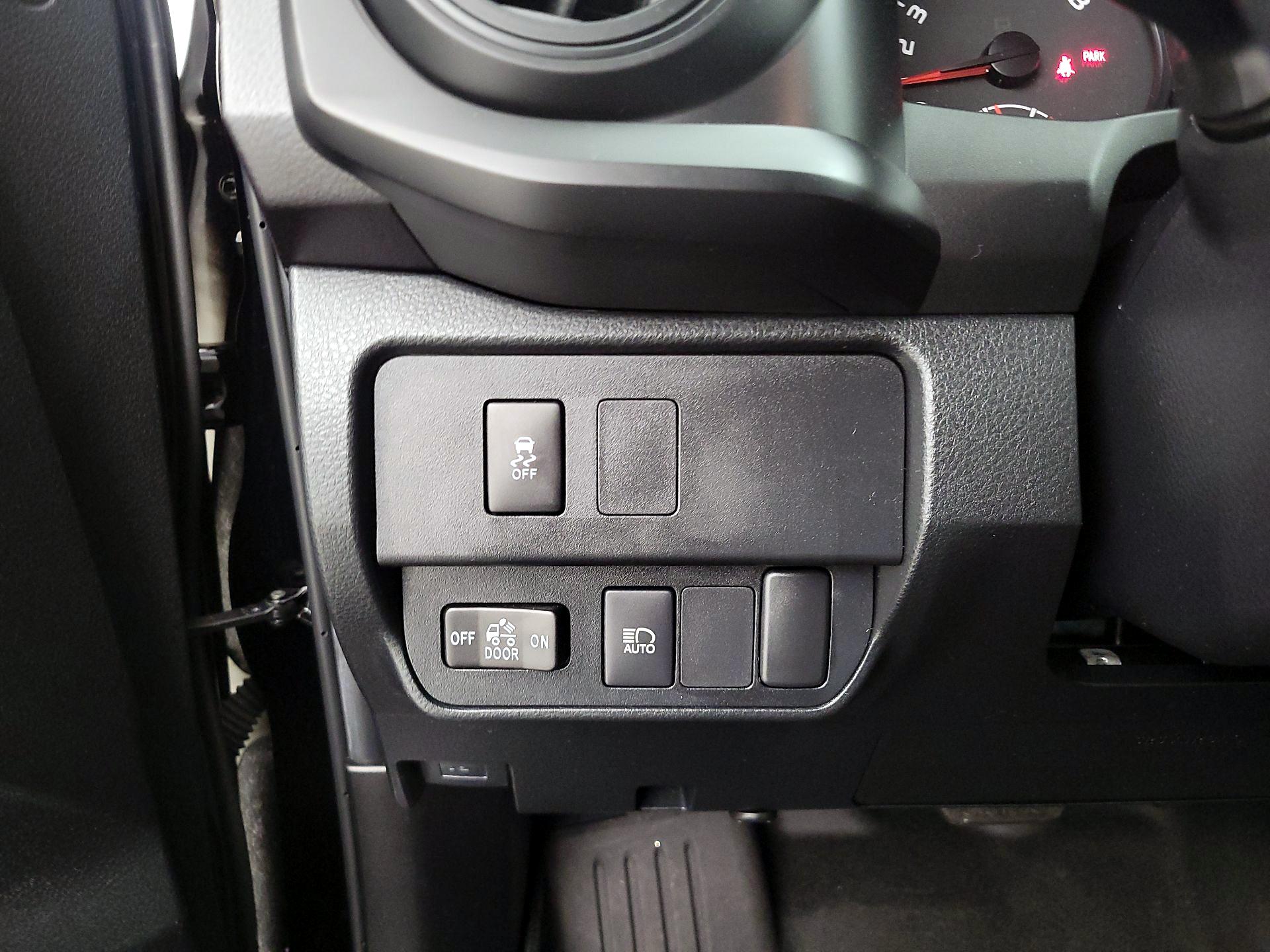 Thumbnail: 2023 Toyota Tacoma - 13