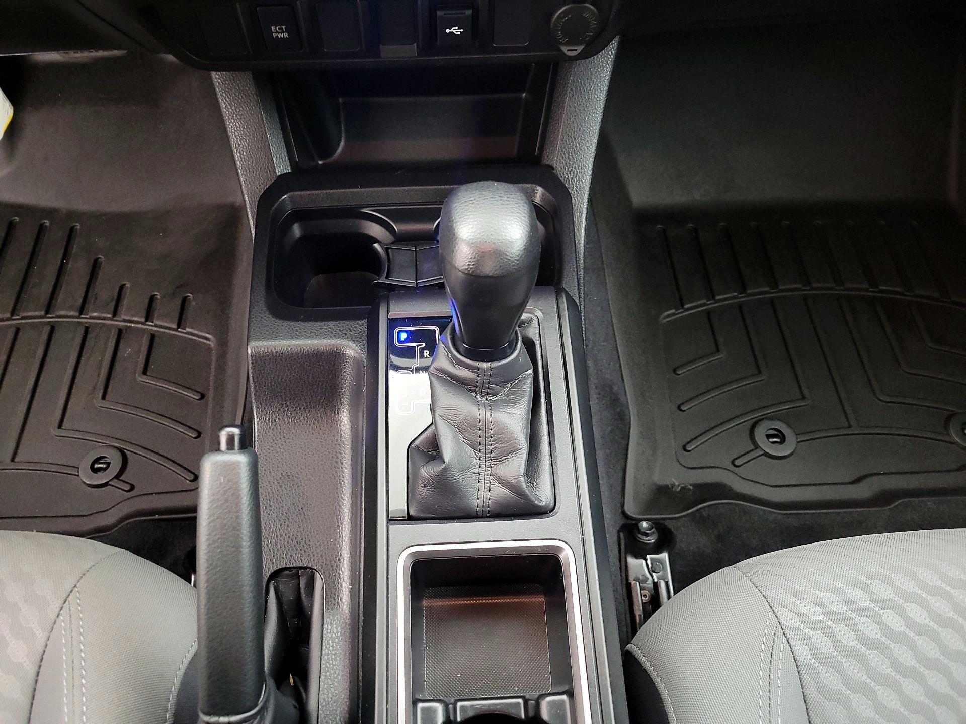 Thumbnail: 2023 Toyota Tacoma - 17