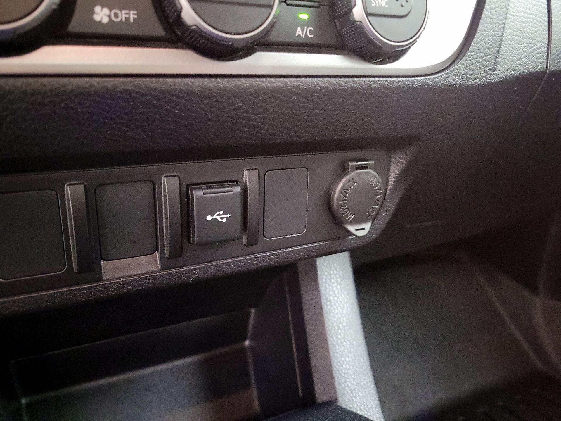 Thumbnail: 2023 Toyota Tacoma - 18