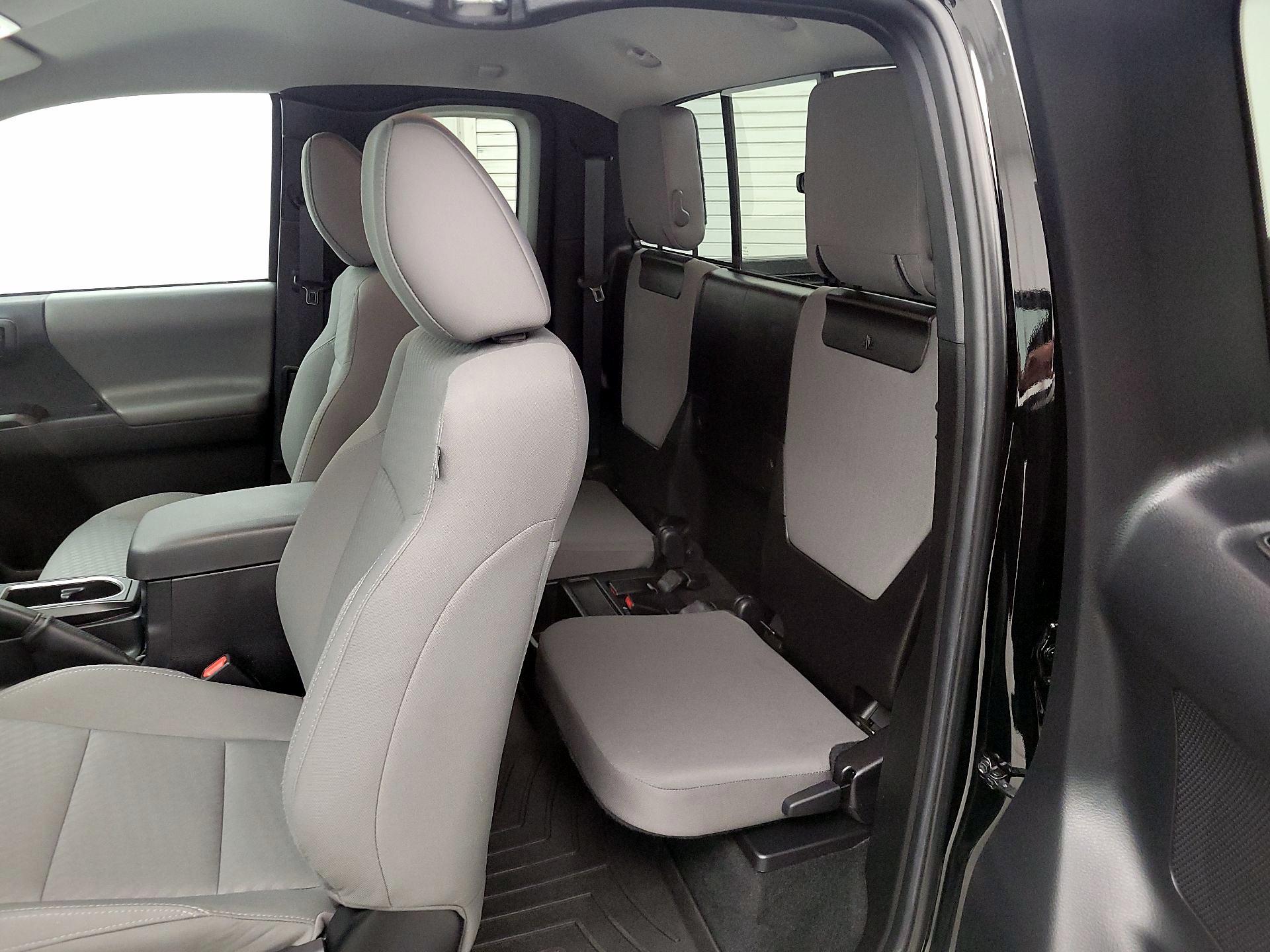 Thumbnail: 2023 Toyota Tacoma - 19