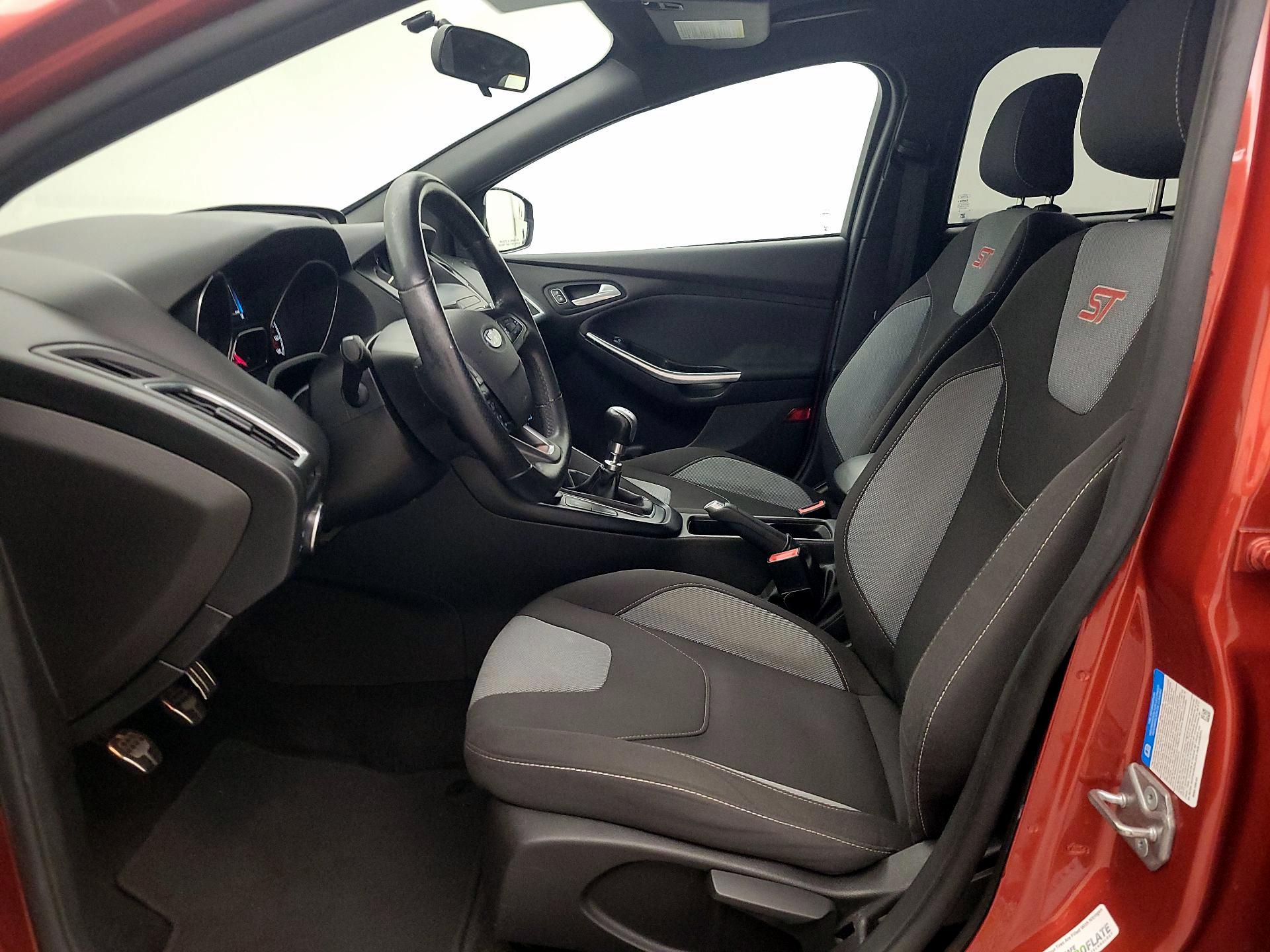 Thumbnail: 2018 Ford Focus - 11