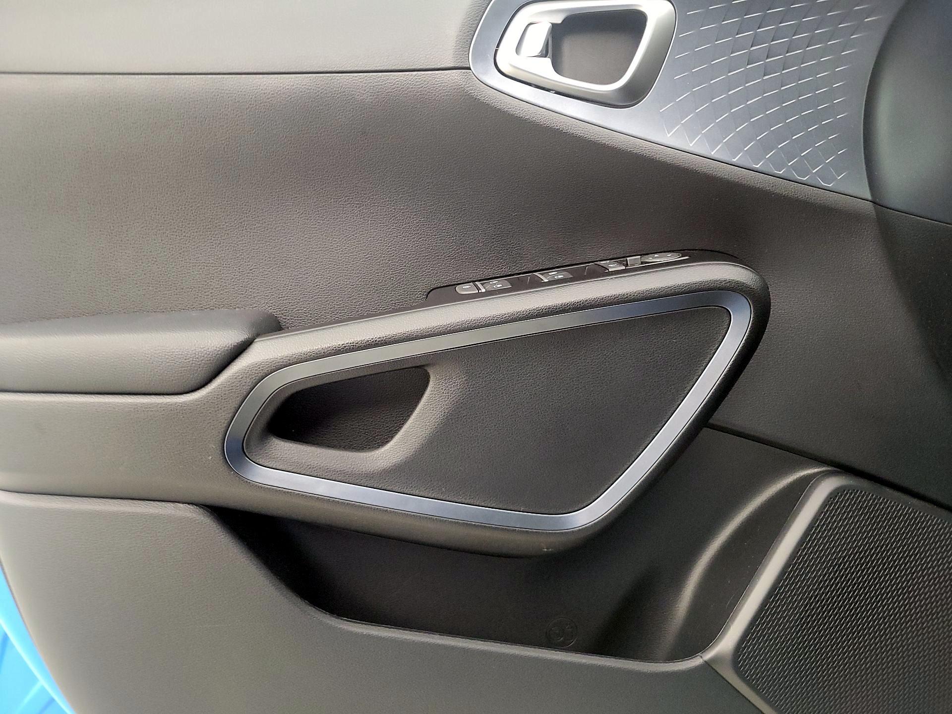 Thumbnail: 2025 Kia Soul - 12