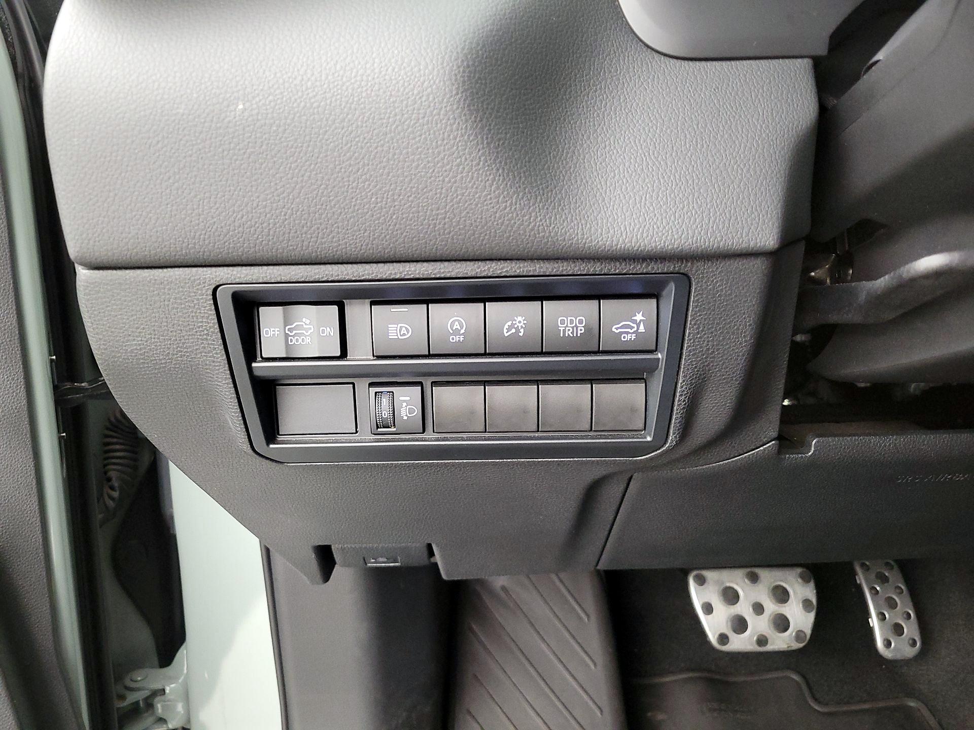 Thumbnail: 2024 Toyota Tundra - 13