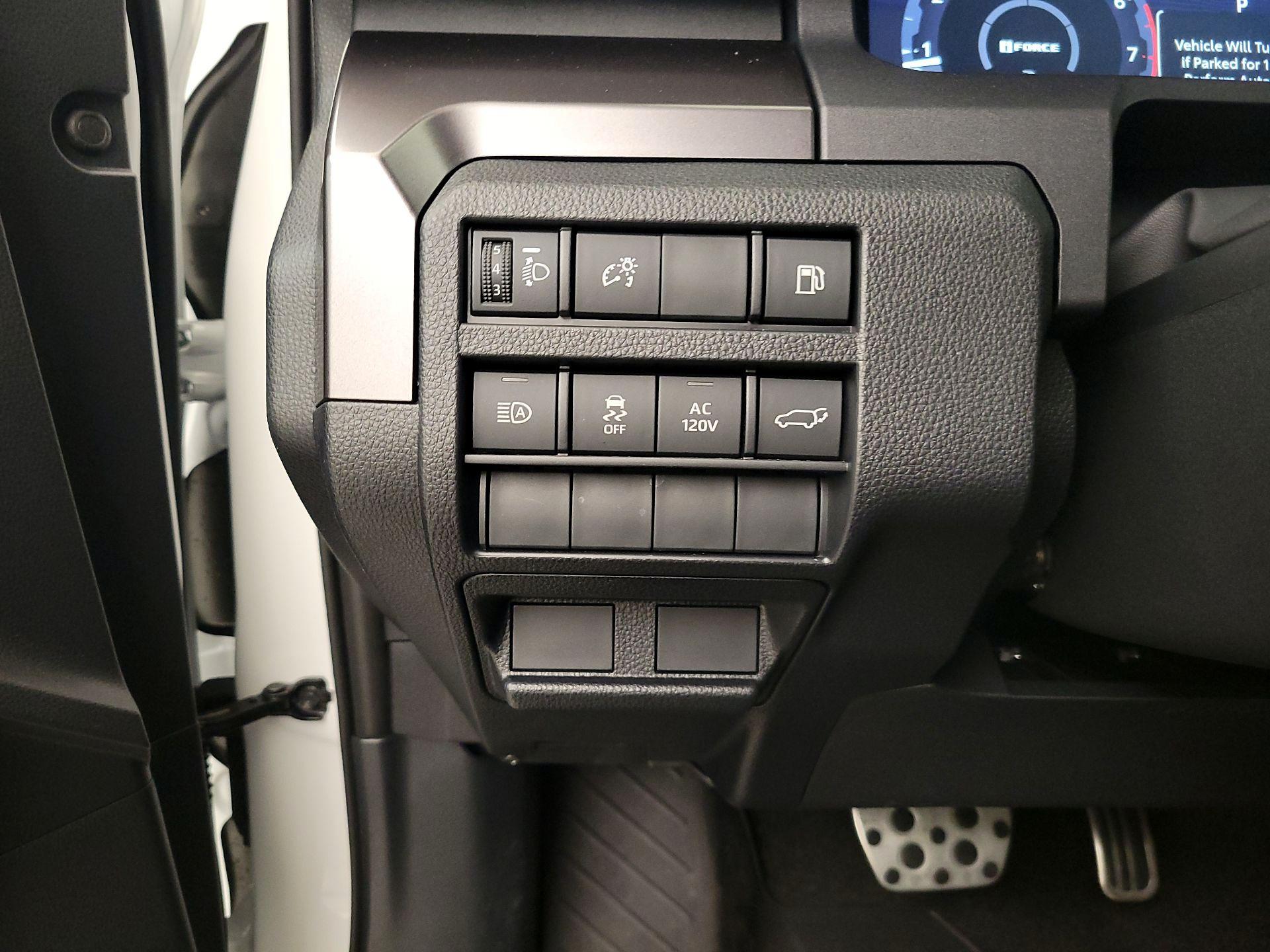 Thumbnail: 2025 Toyota 4Runner - 13