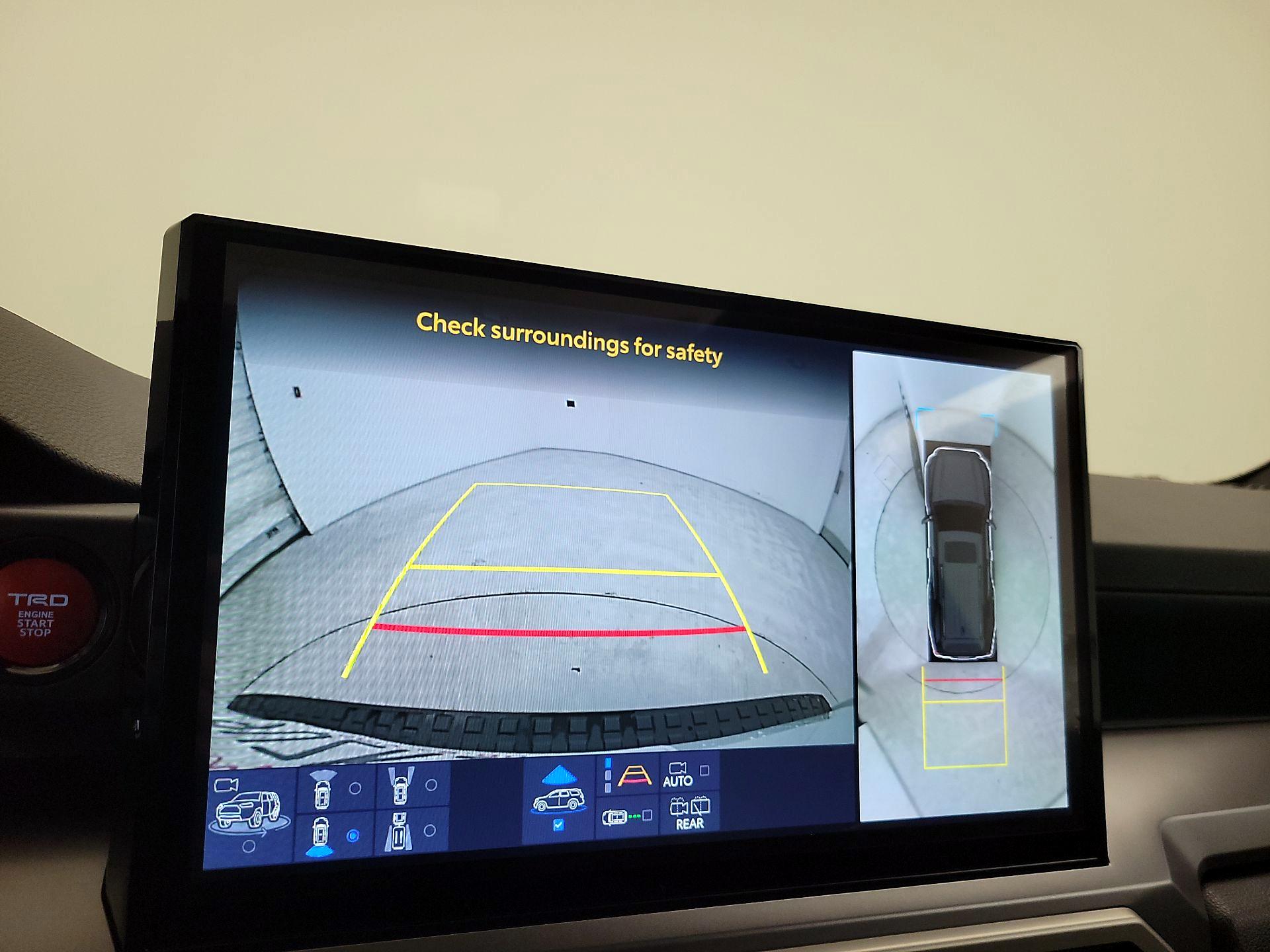 Thumbnail: 2025 Toyota 4Runner - 14