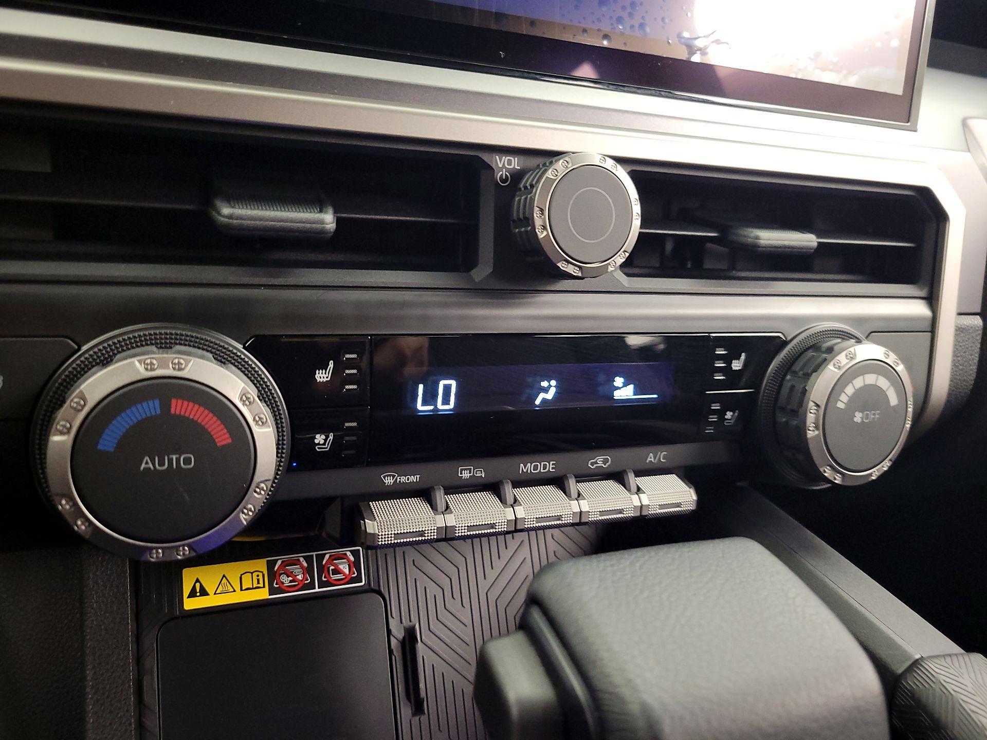 Thumbnail: 2025 Toyota 4Runner - 16