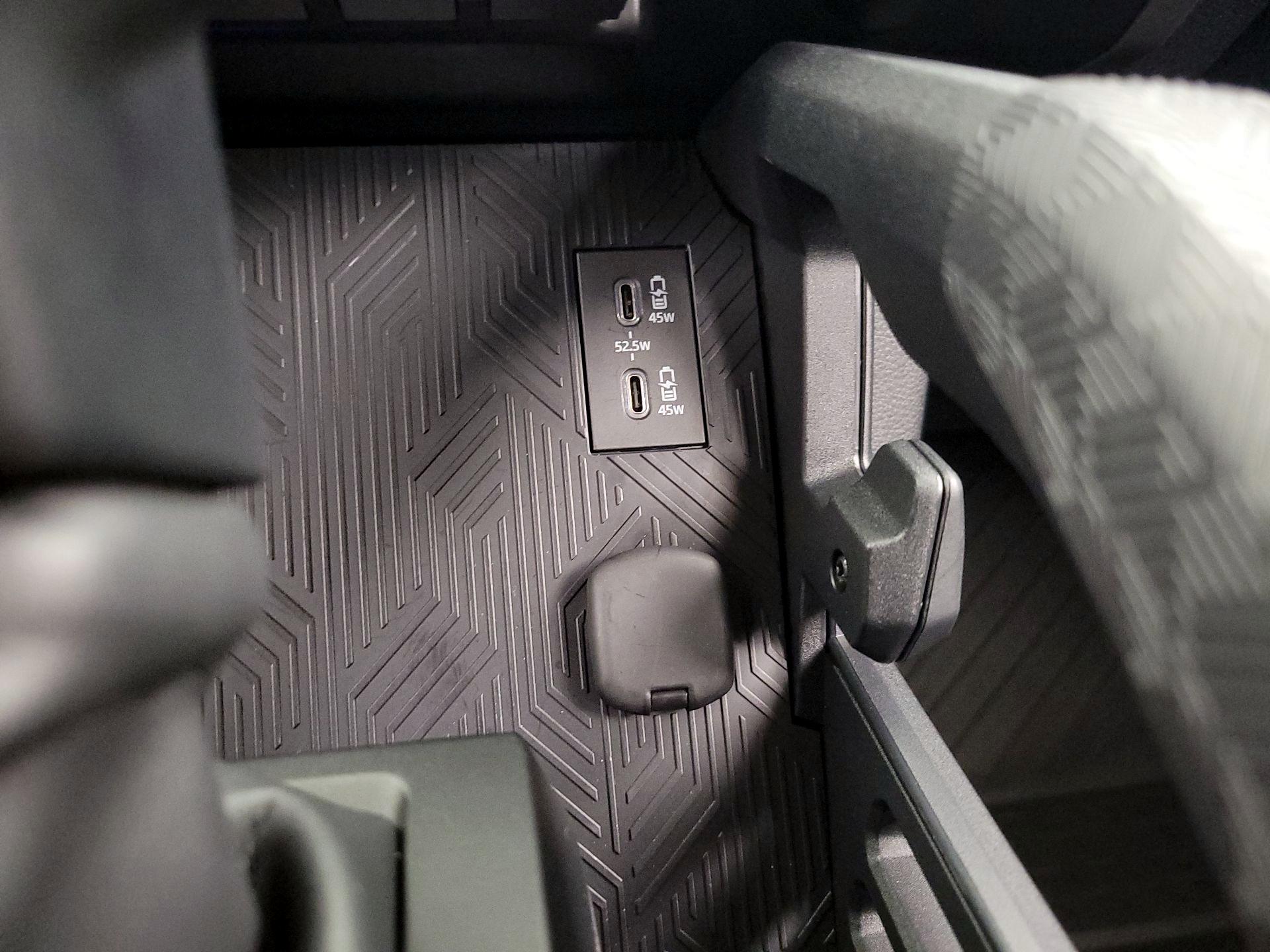 Thumbnail: 2025 Toyota 4Runner - 18