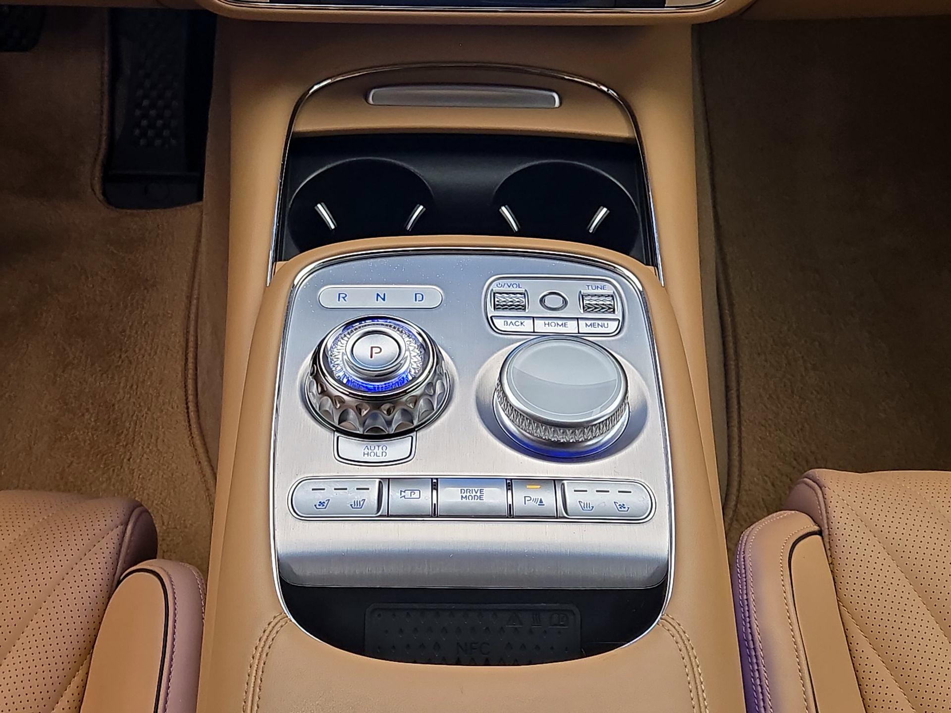 Thumbnail: 2023 Genesis G90 - 18