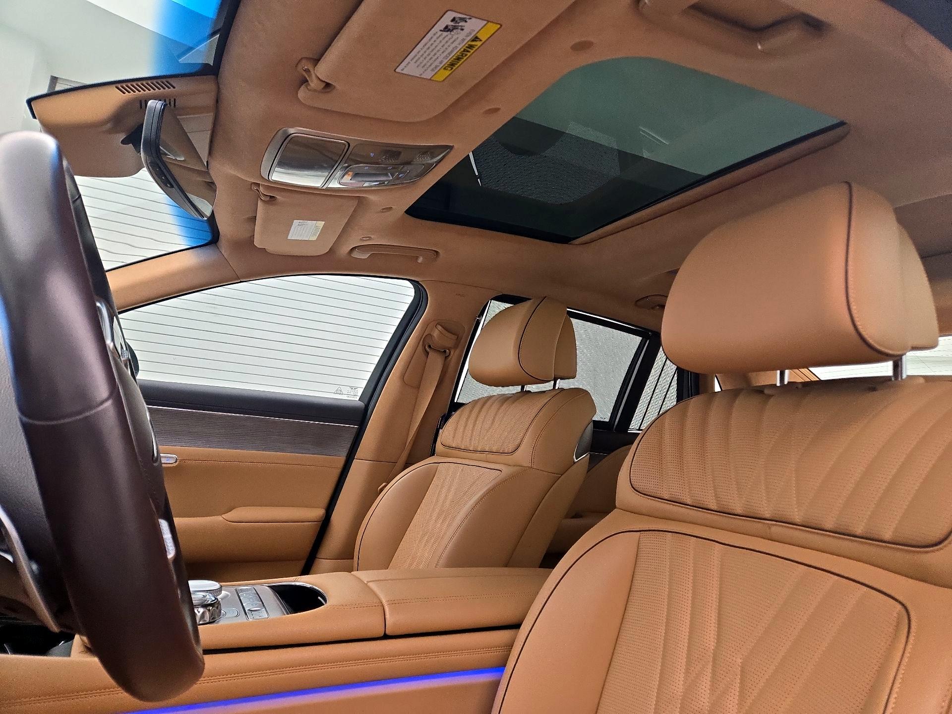 Thumbnail: 2023 Genesis G90 - 19