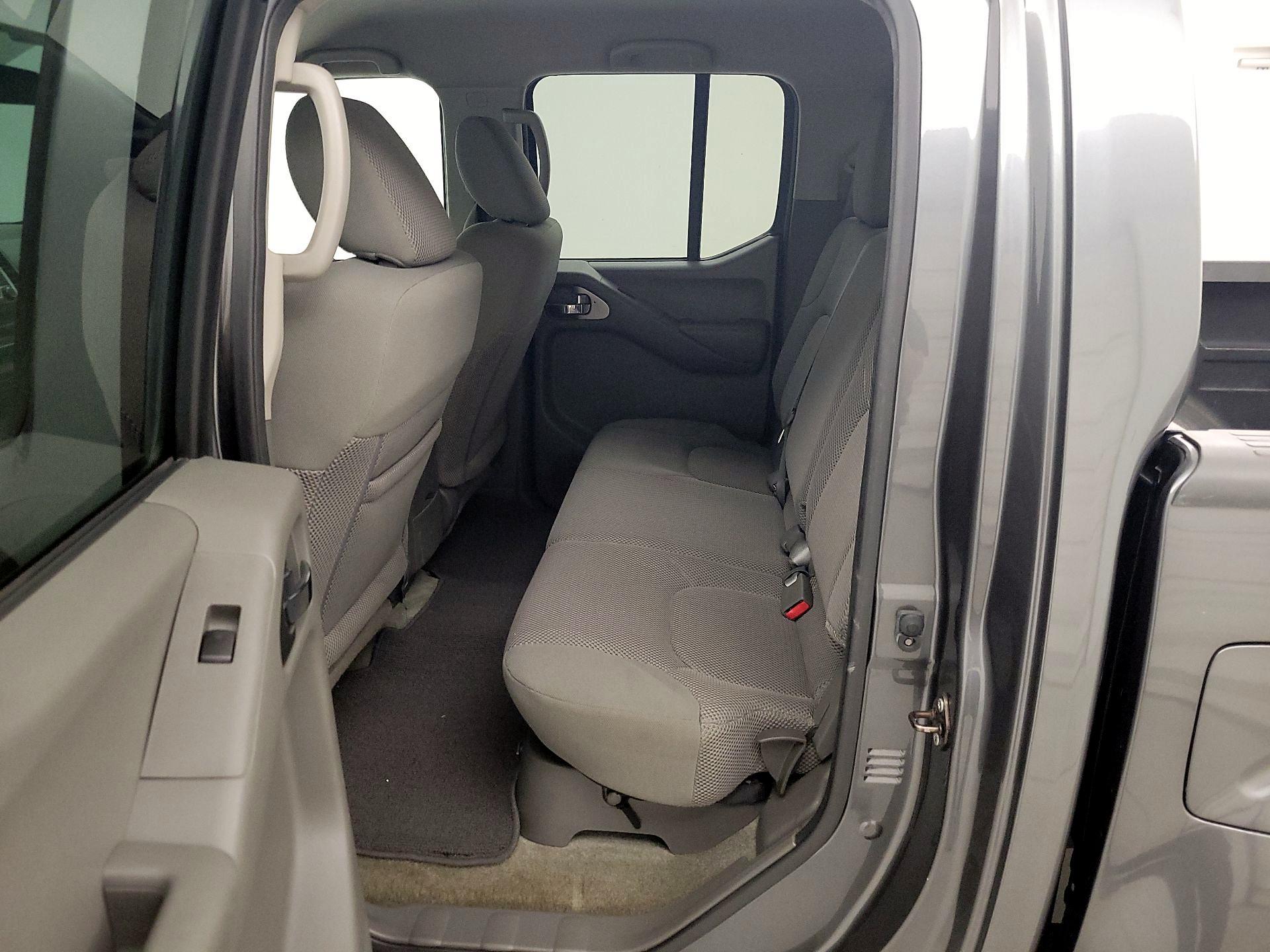 Thumbnail: 2016 Nissan Frontier - 18