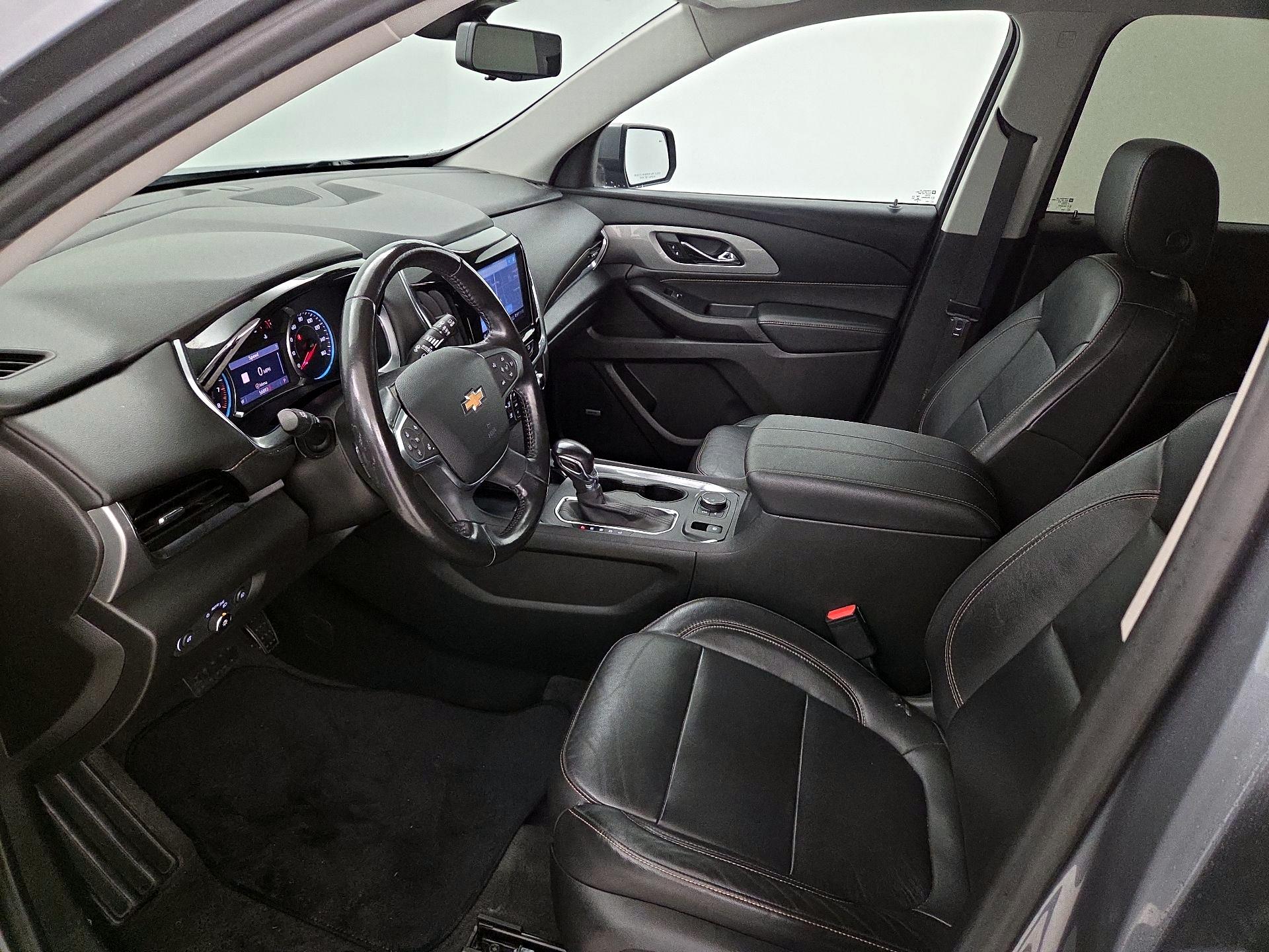 Thumbnail: 2021 Chevrolet Traverse - 11