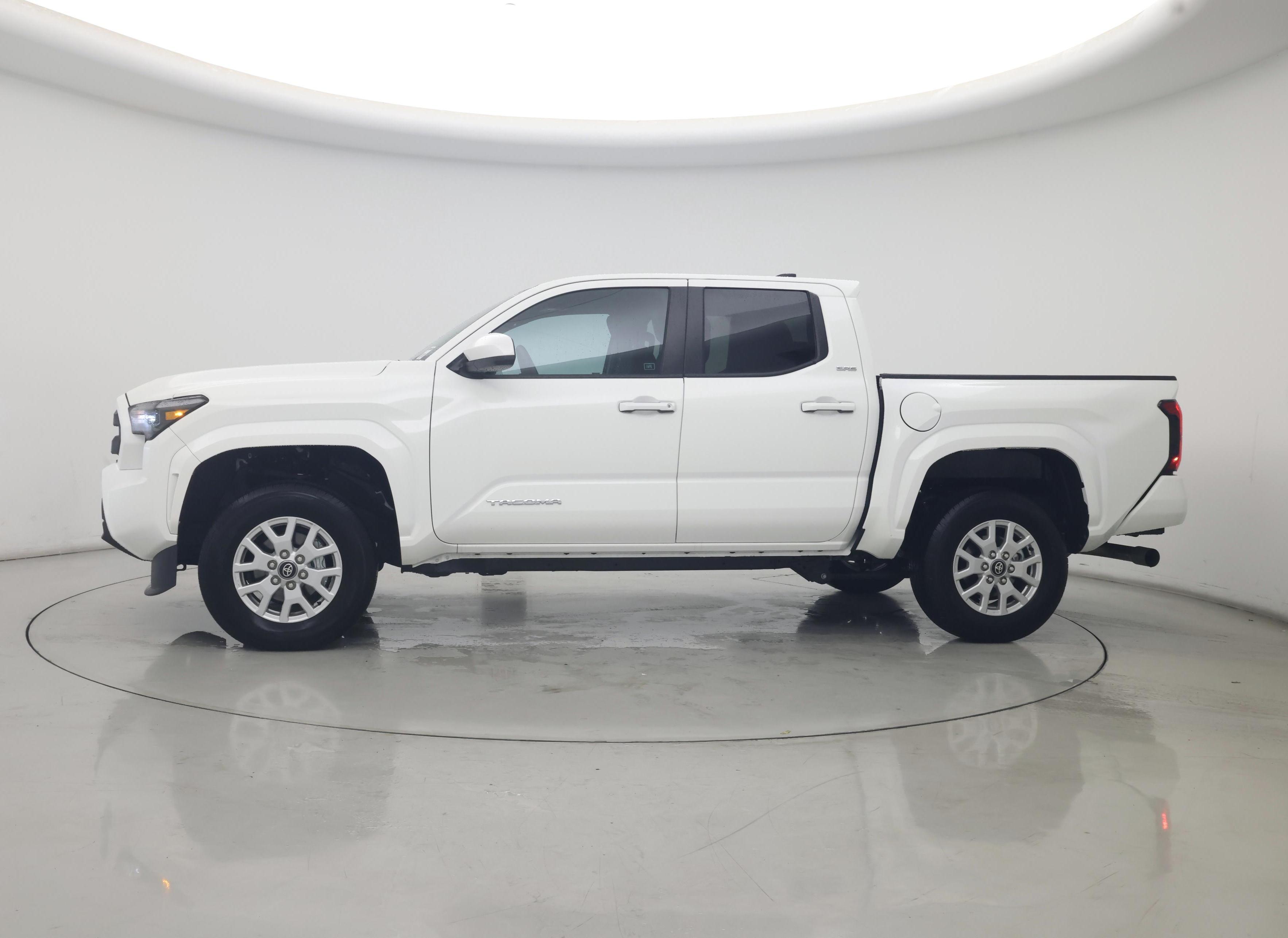 Thumbnail: 2025 Toyota Tacoma - 3