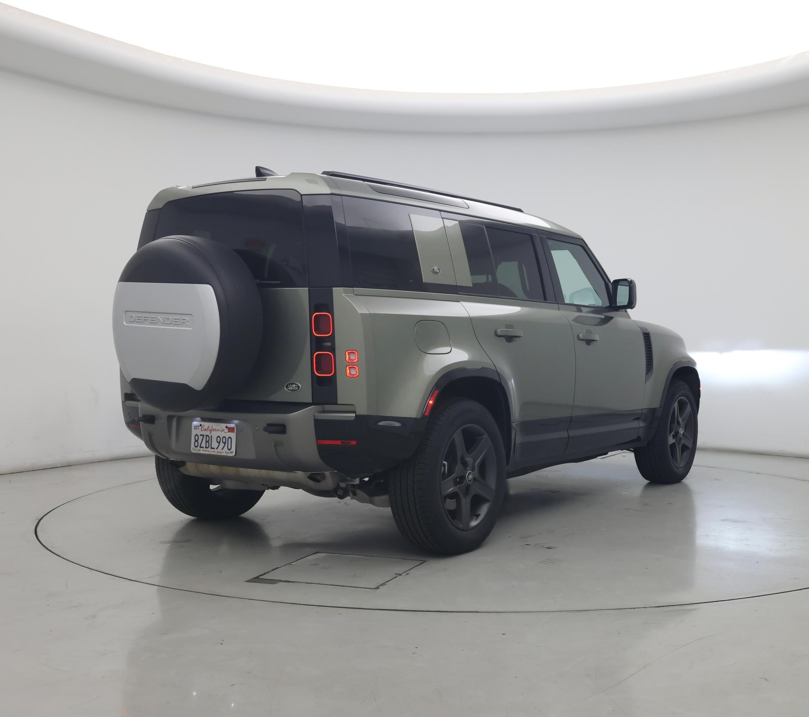 Thumbnail: 2022 Land Rover Defender - 8